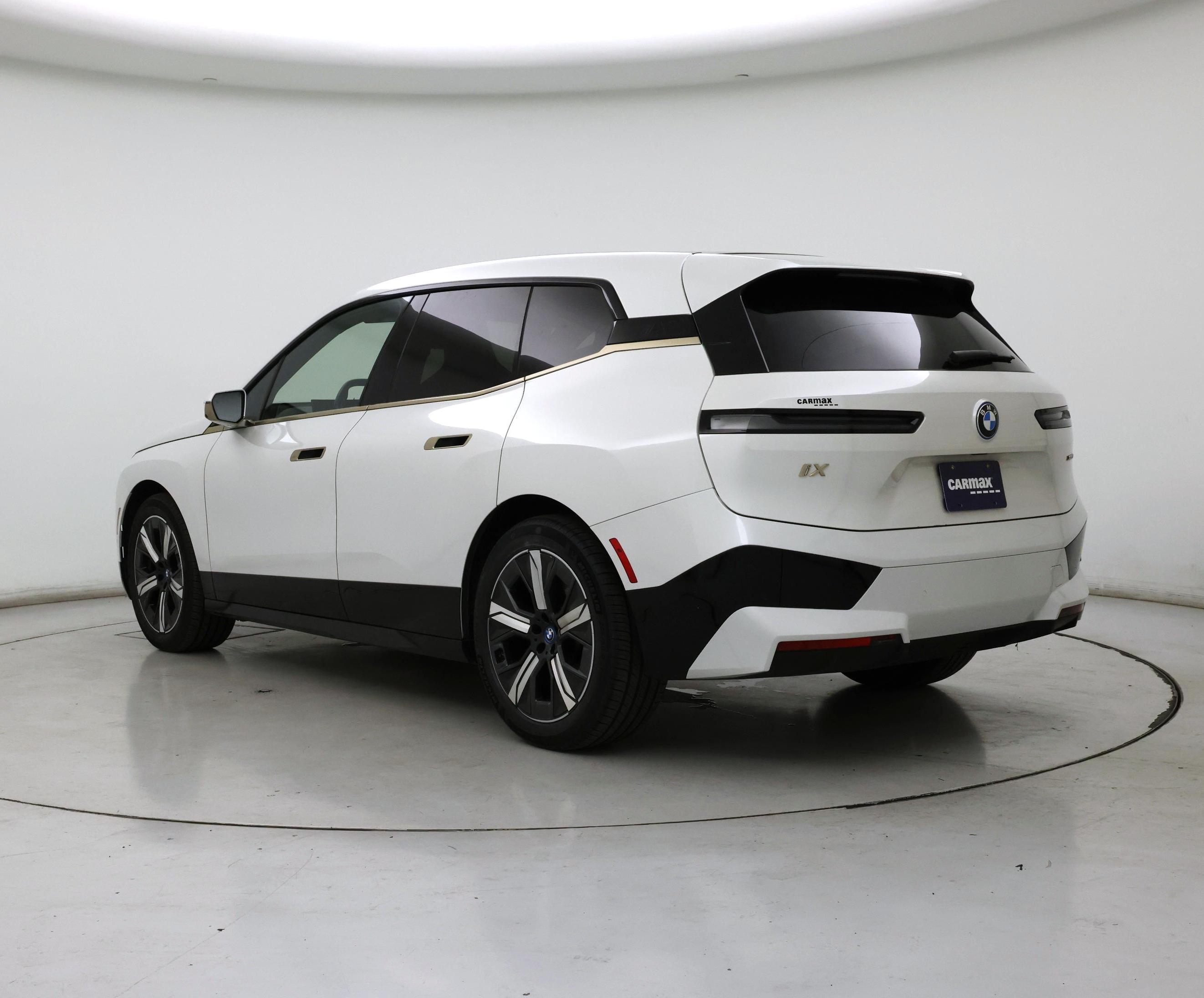 Thumbnail: 2022 BMW iX - 2