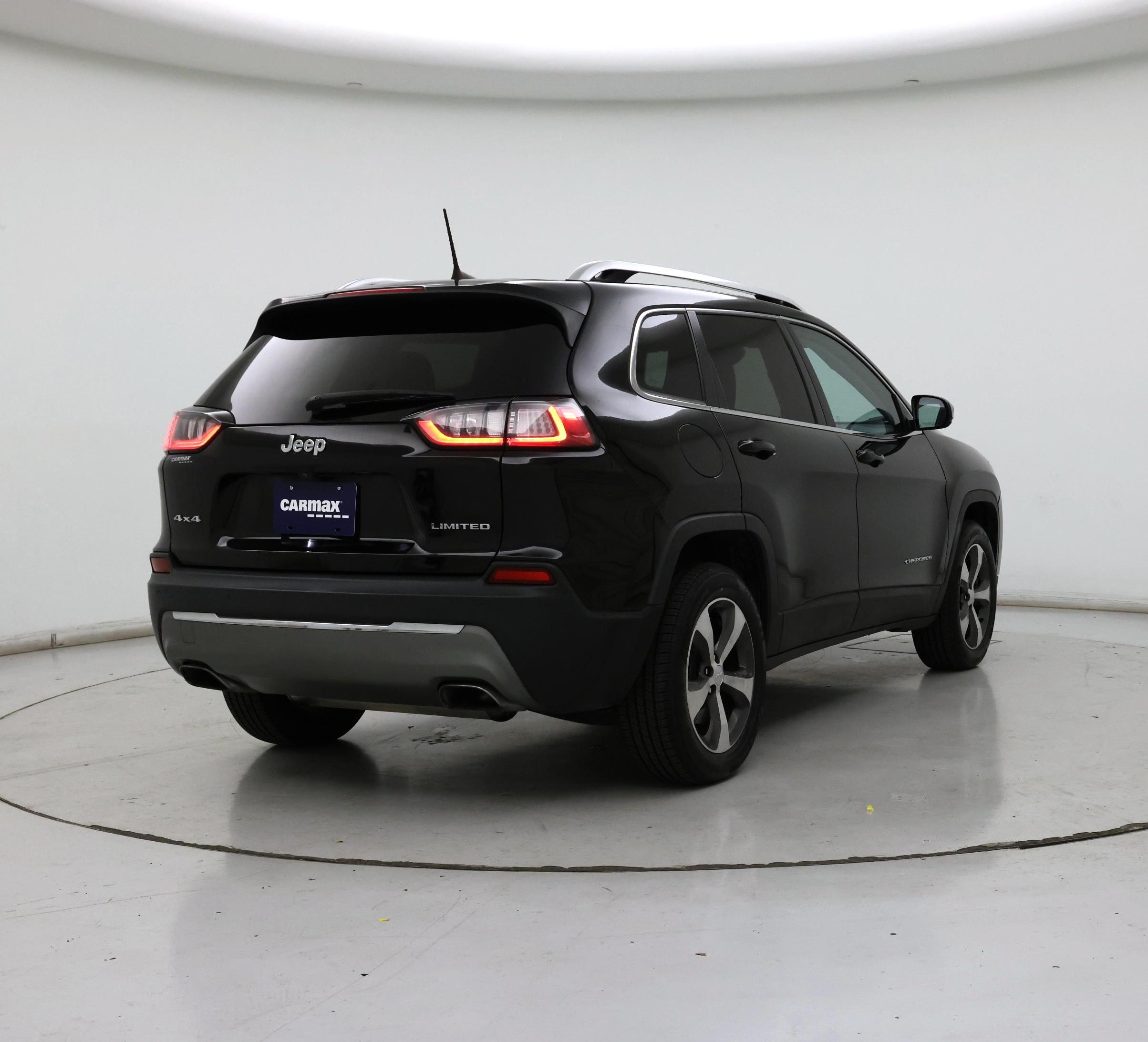 Thumbnail: 2020 Jeep Cherokee - 8