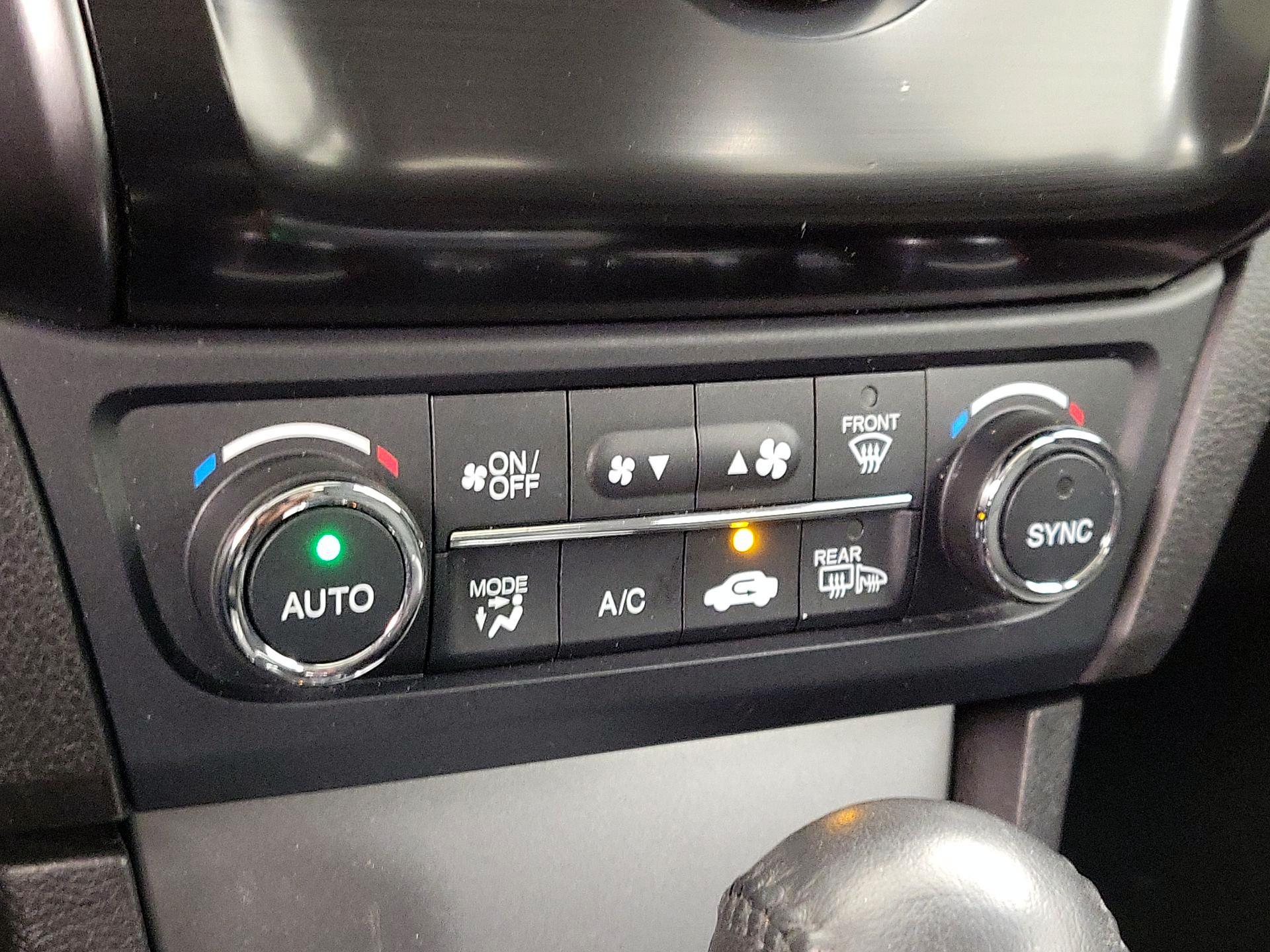 Thumbnail: 2014 Acura ILX - 15