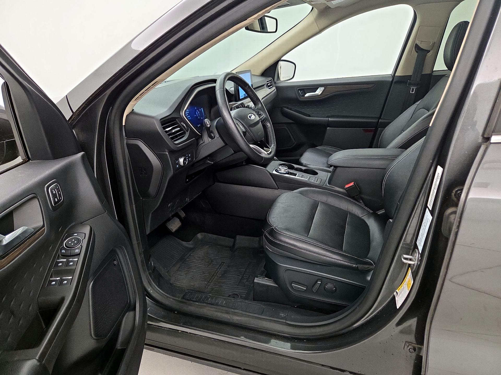 Thumbnail: 2020 Ford Escape - 11
