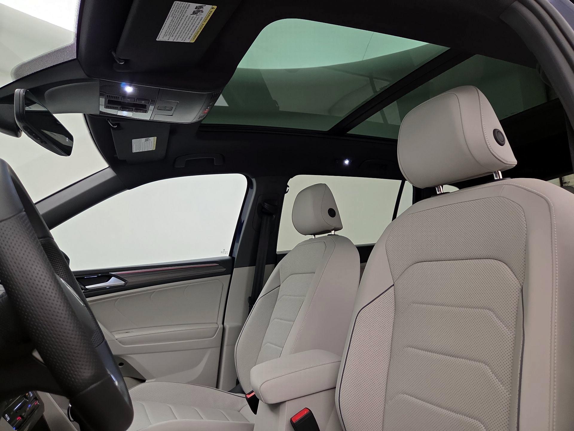 Thumbnail: 2024 Volkswagen Tiguan - 20