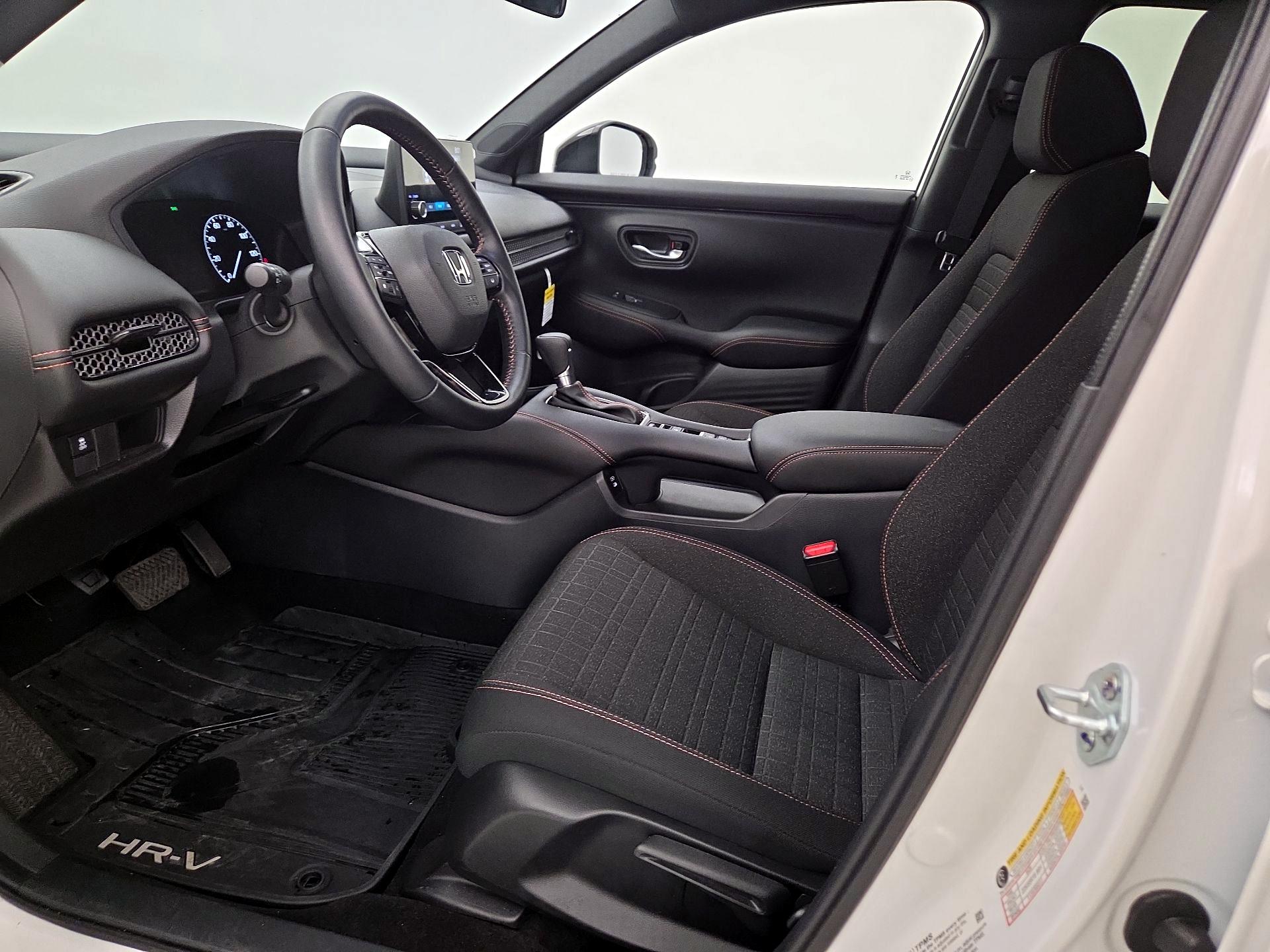 Thumbnail: 2025 Honda HR-V - 11