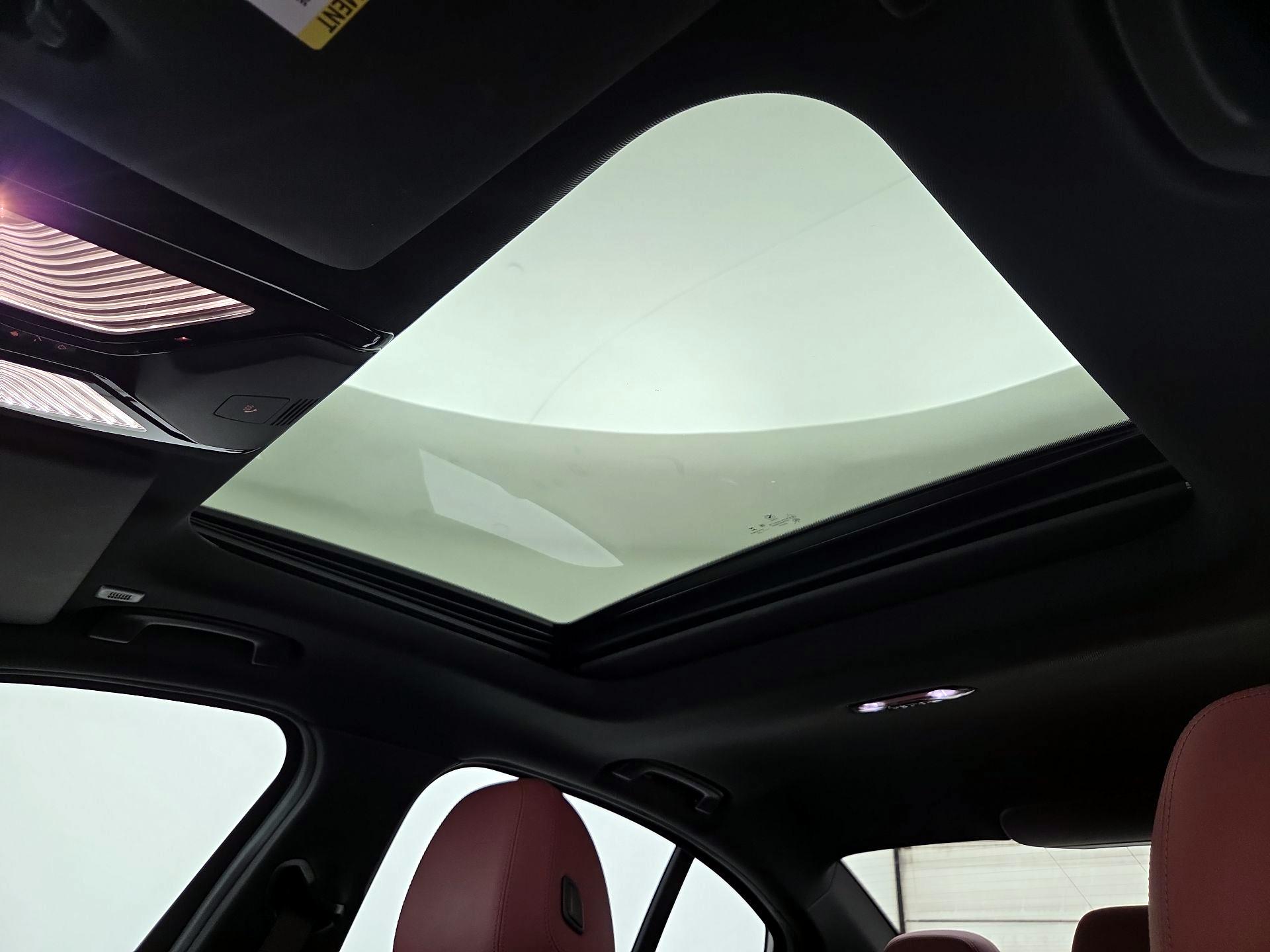 Thumbnail: 2022 BMW 3 Series - 20