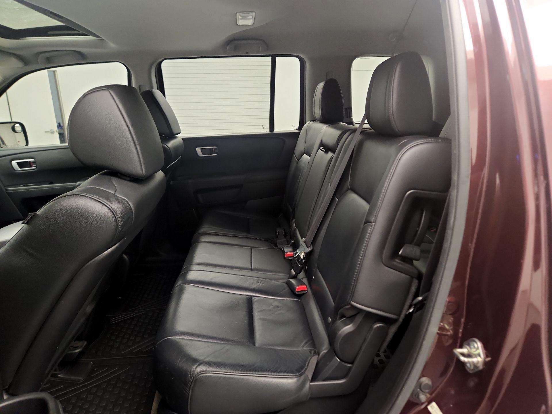 Thumbnail: 2015 Honda Pilot - 19