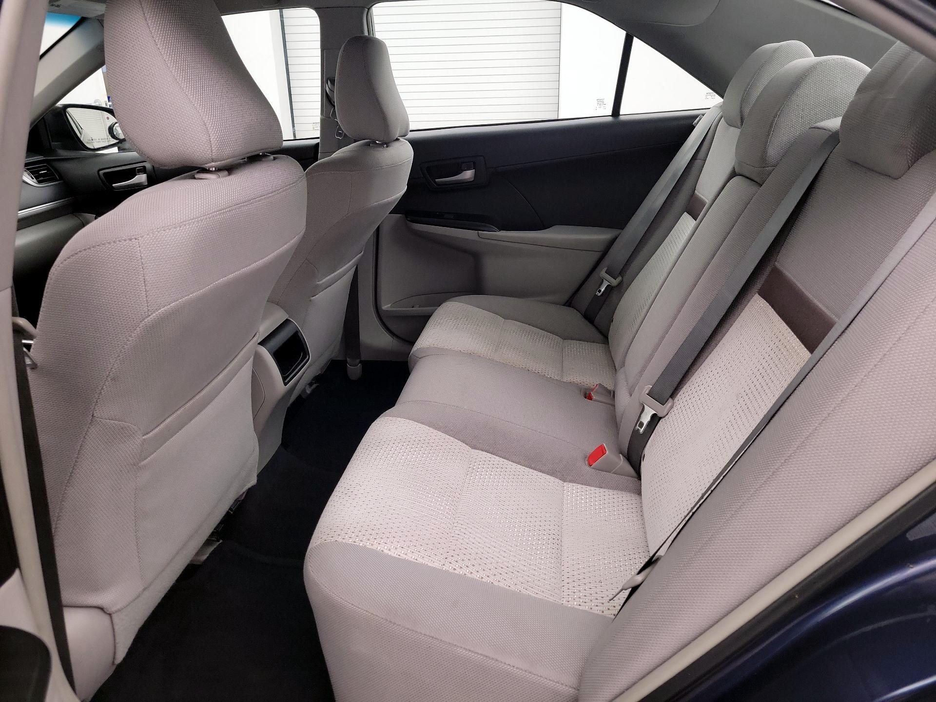 Thumbnail: 2014 Toyota Camry - 18