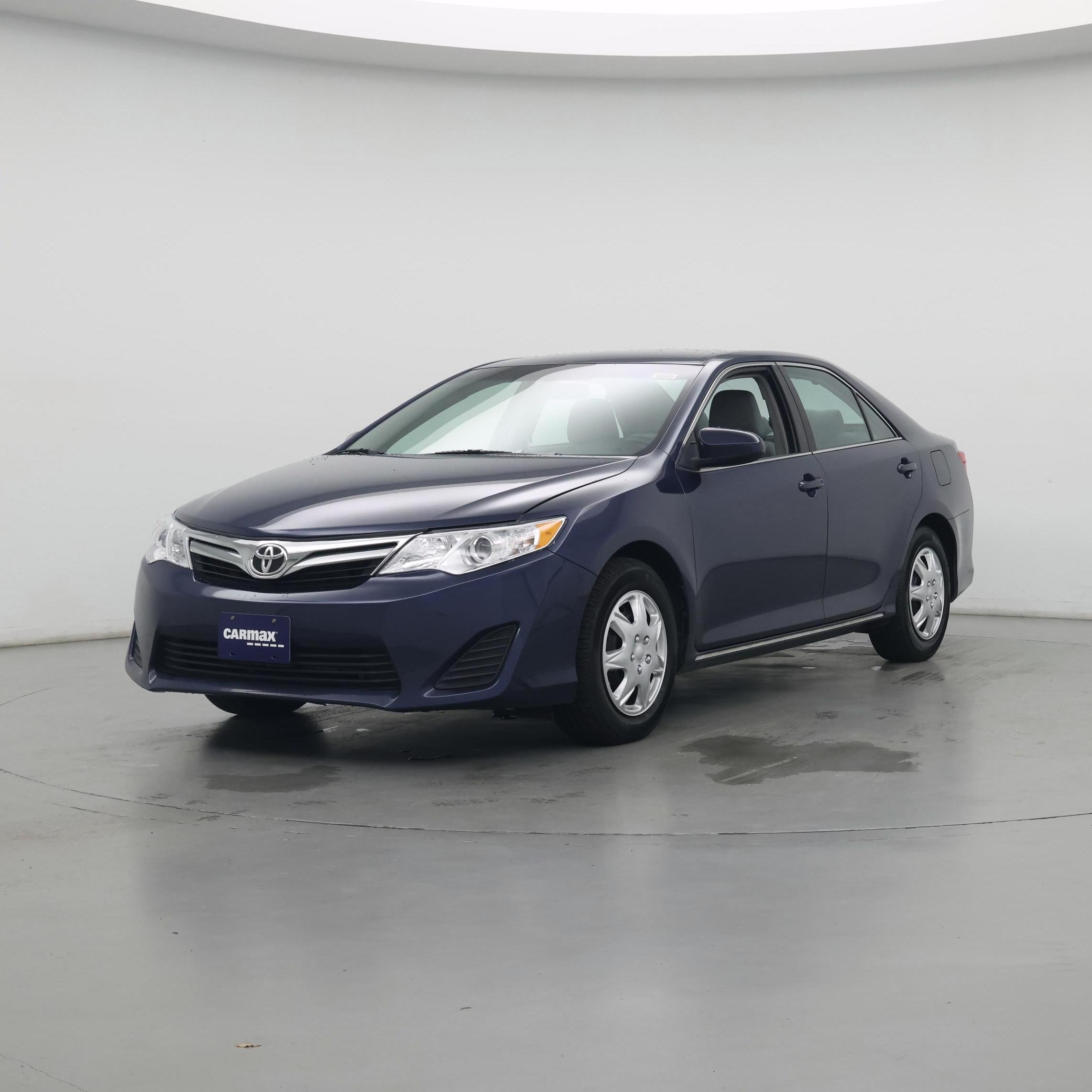 Thumbnail: 2014 Toyota Camry - 4
