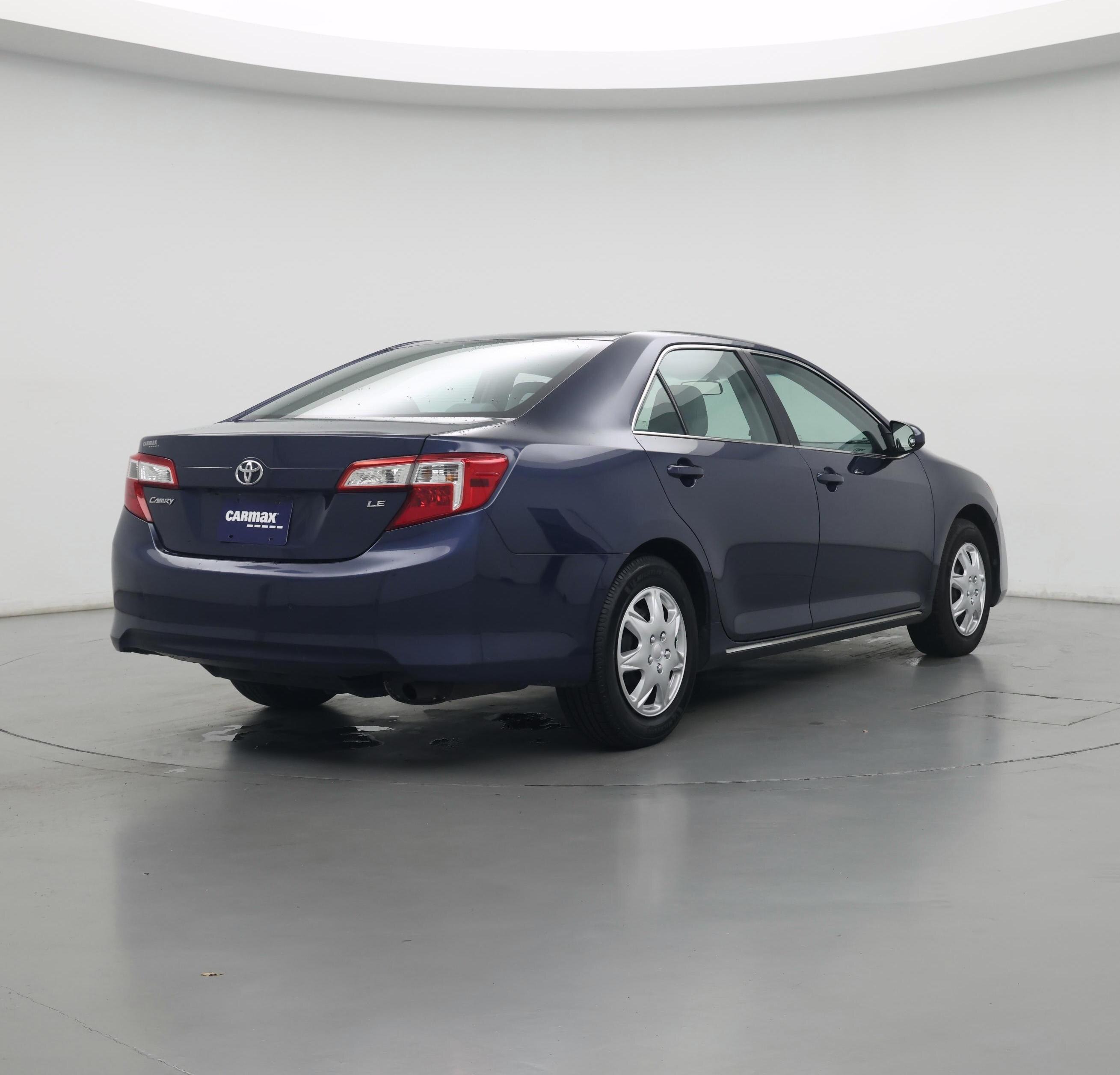 Thumbnail: 2014 Toyota Camry - 8