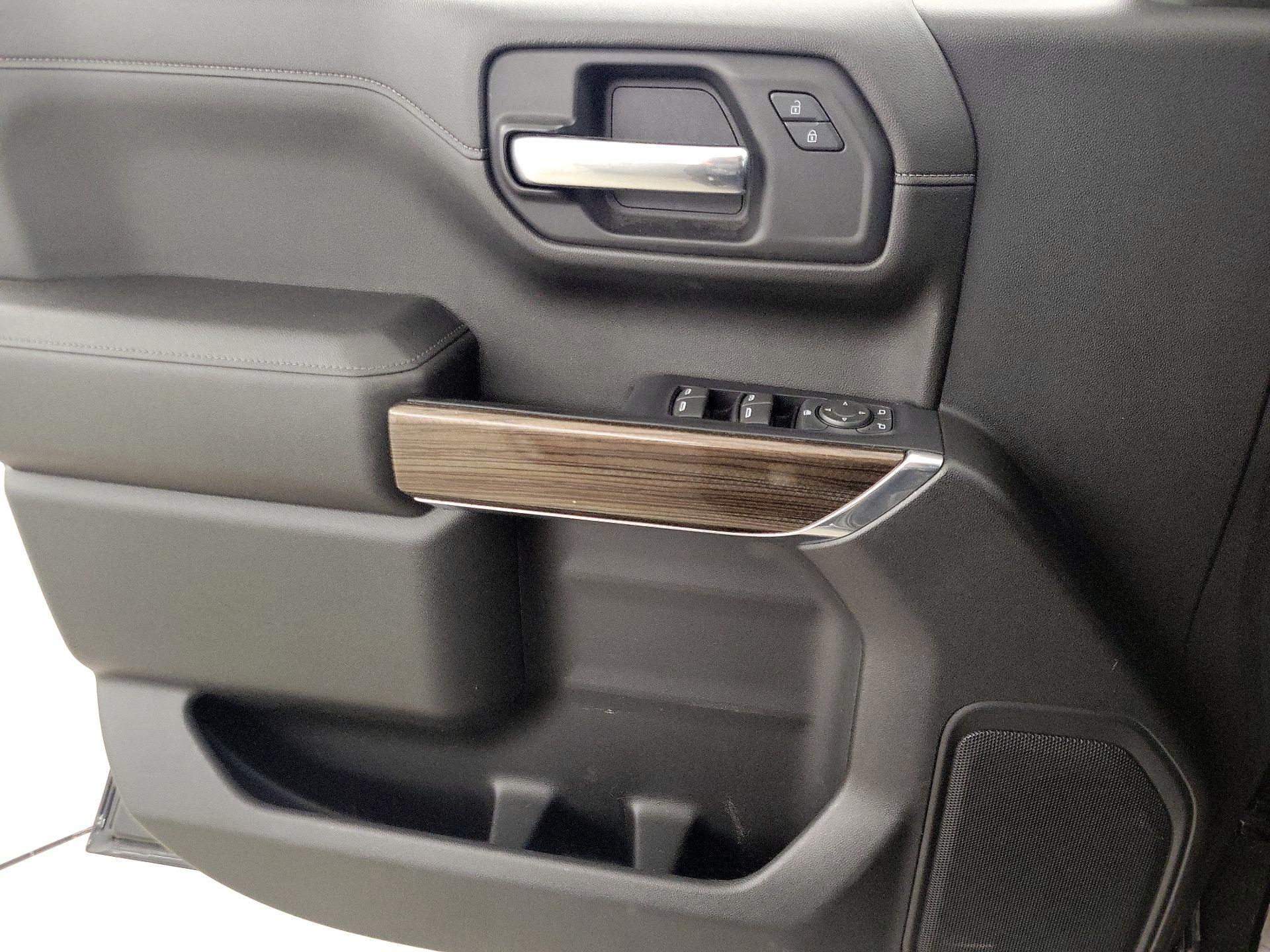 Thumbnail: 2019 Chevrolet Silverado 1500 - 12