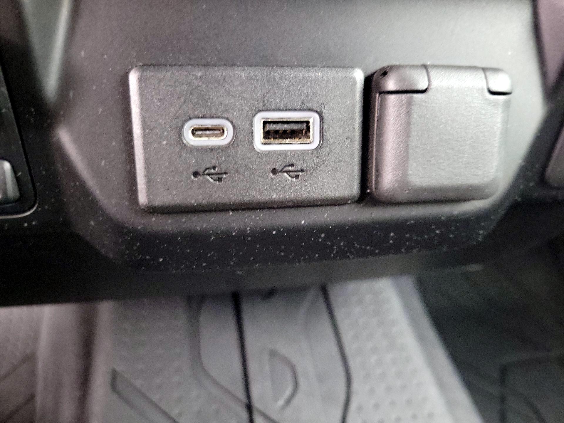 Thumbnail: 2019 Chevrolet Silverado 1500 - 18