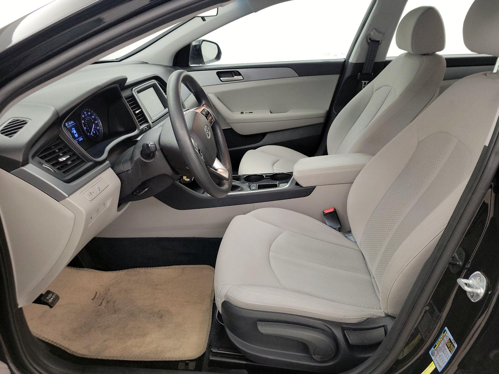 Thumbnail: 2019 Hyundai Sonata - 11