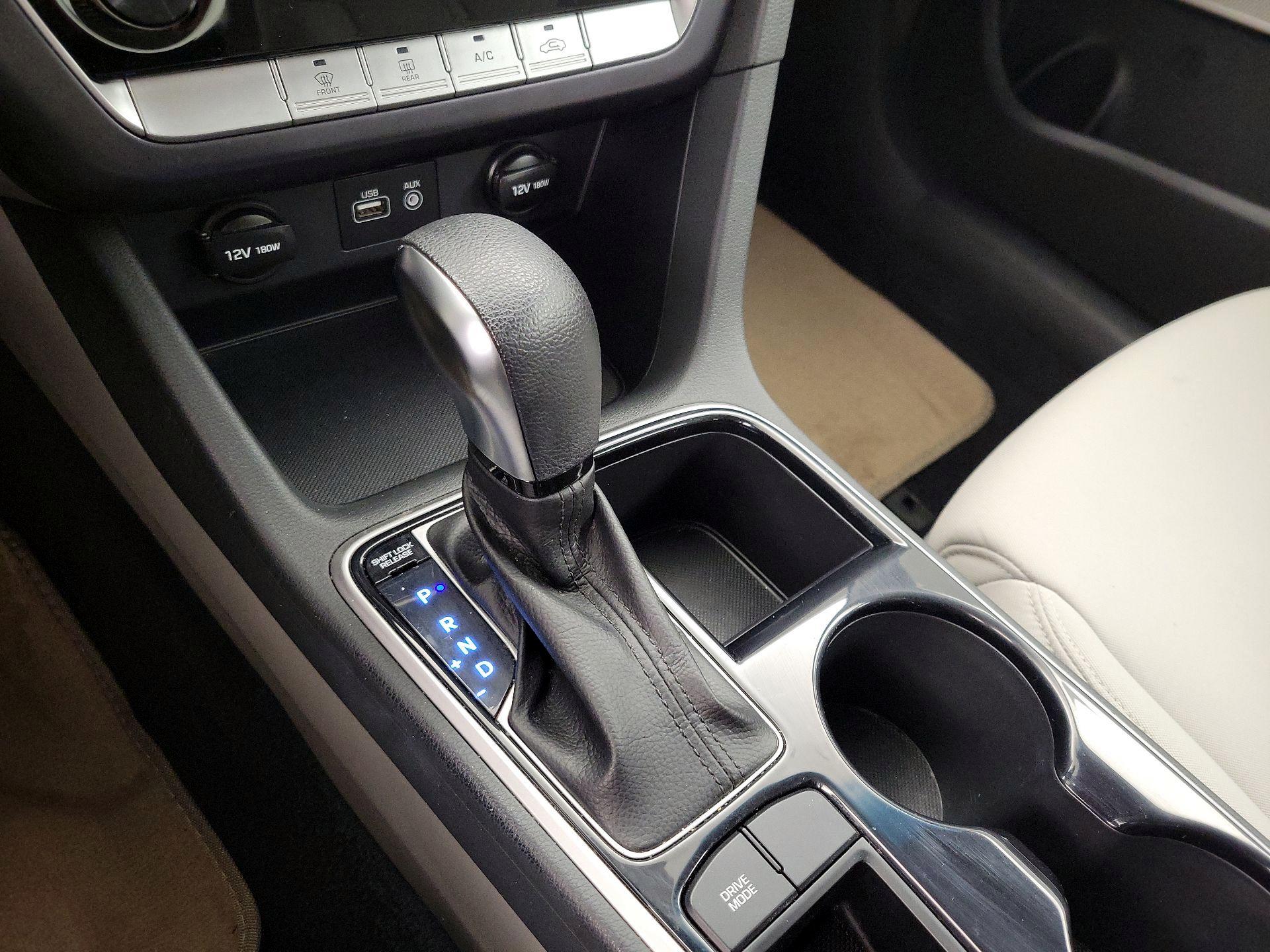 Thumbnail: 2019 Hyundai Sonata - 17