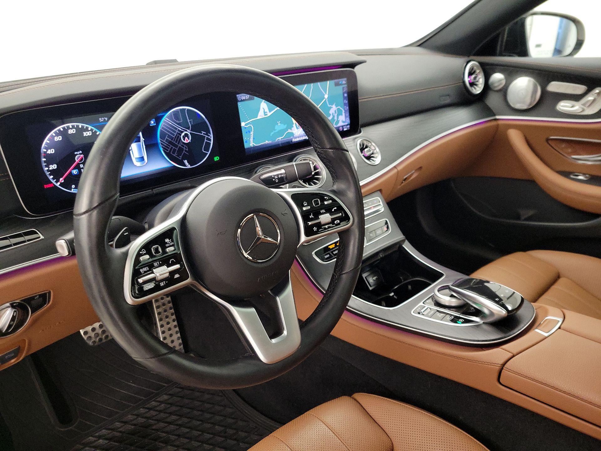 Thumbnail: 2019 Mercedes-Benz E-Class - 9