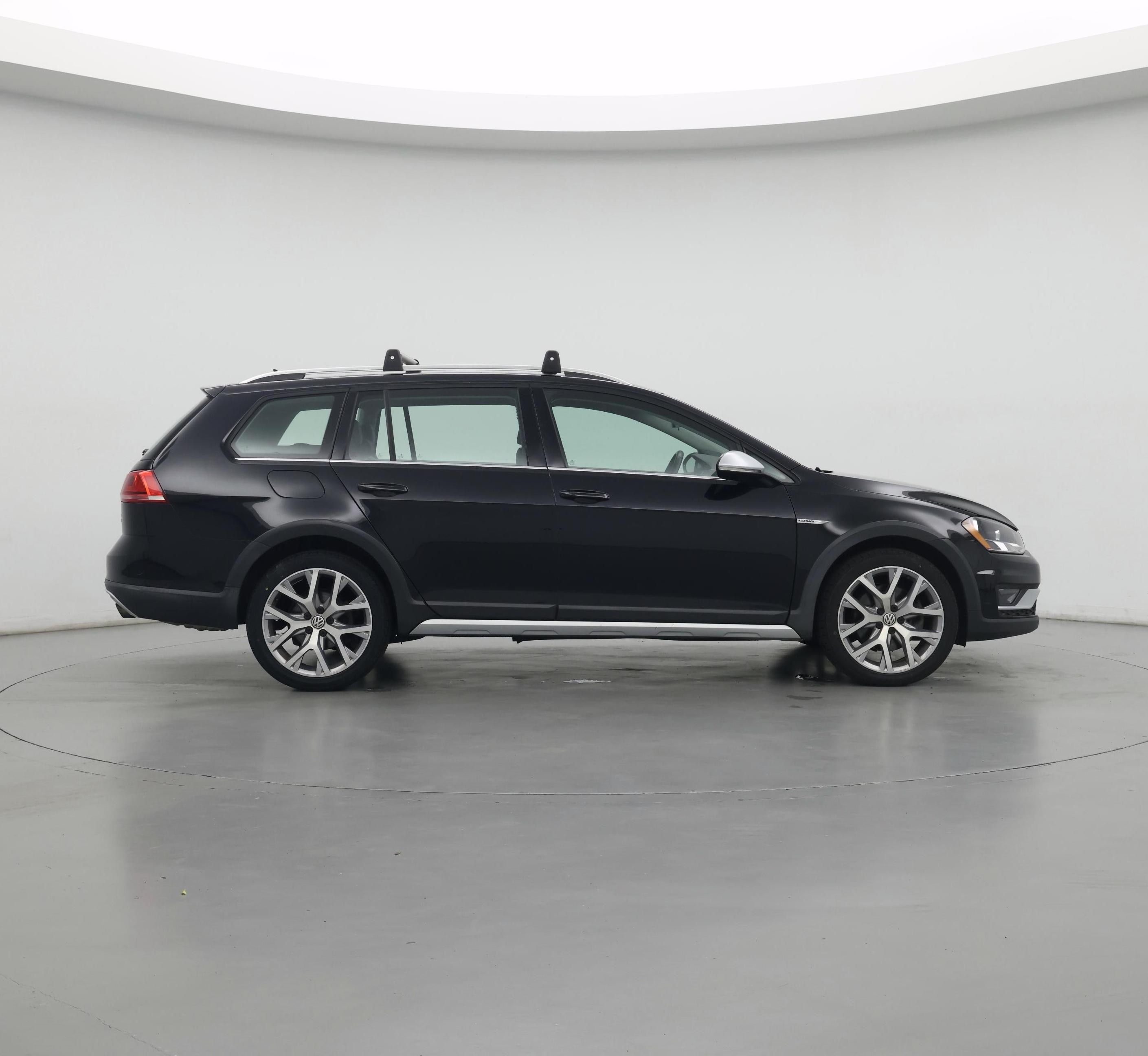 Thumbnail: 2017 Volkswagen Golf - 7