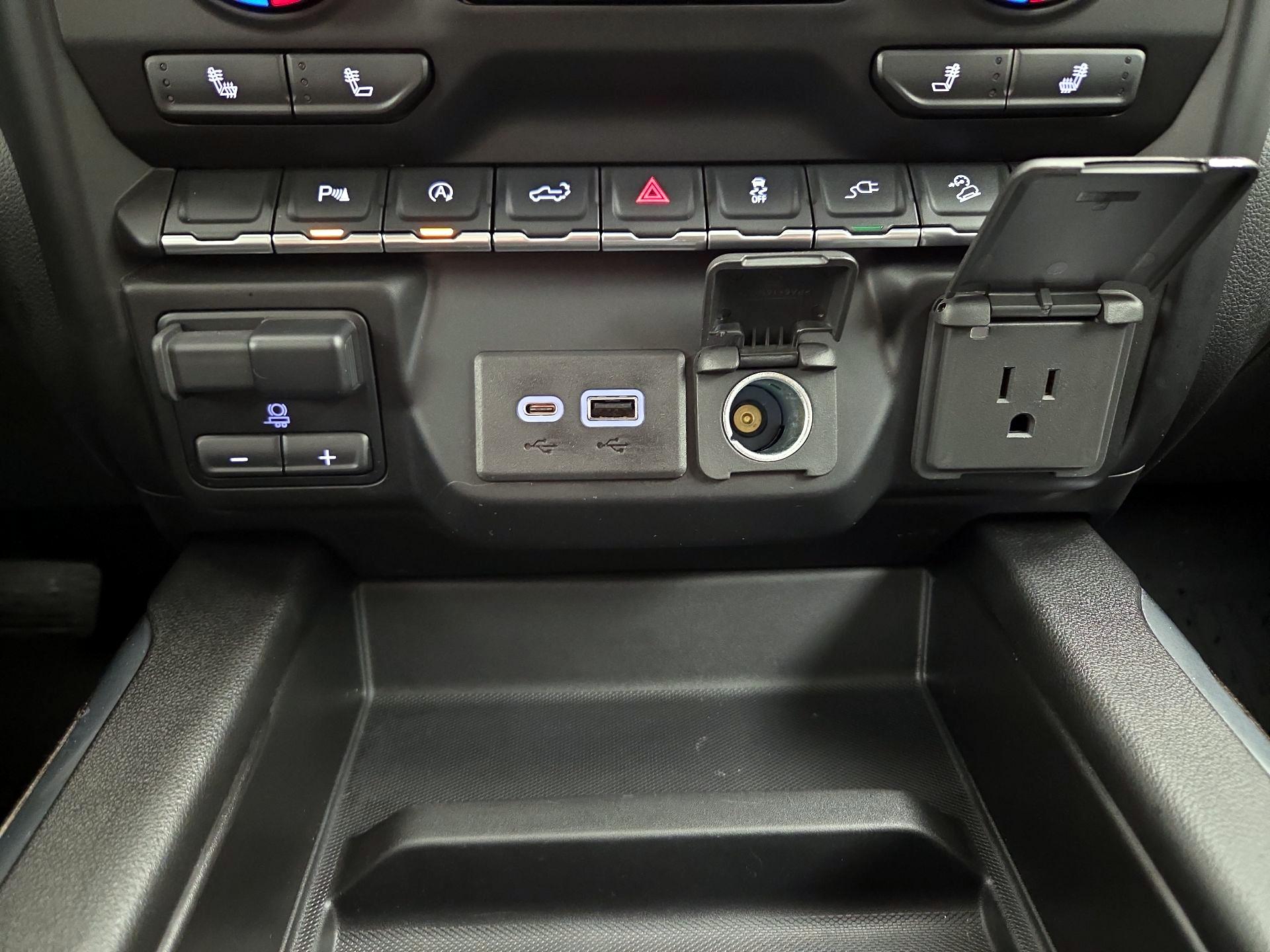 Thumbnail: 2020 Chevrolet Silverado 1500 - 18