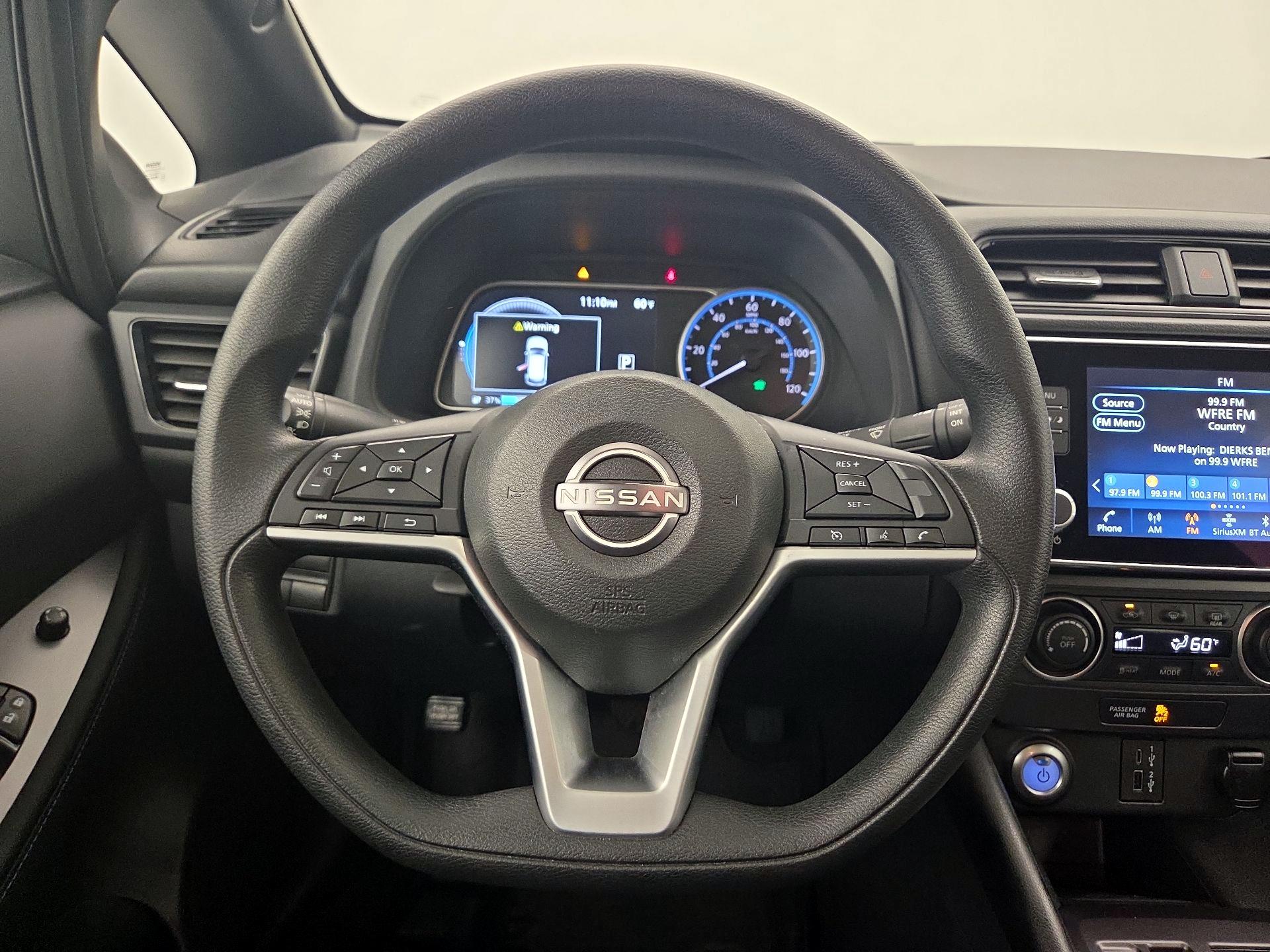 Thumbnail: 2023 Nissan Leaf - 10