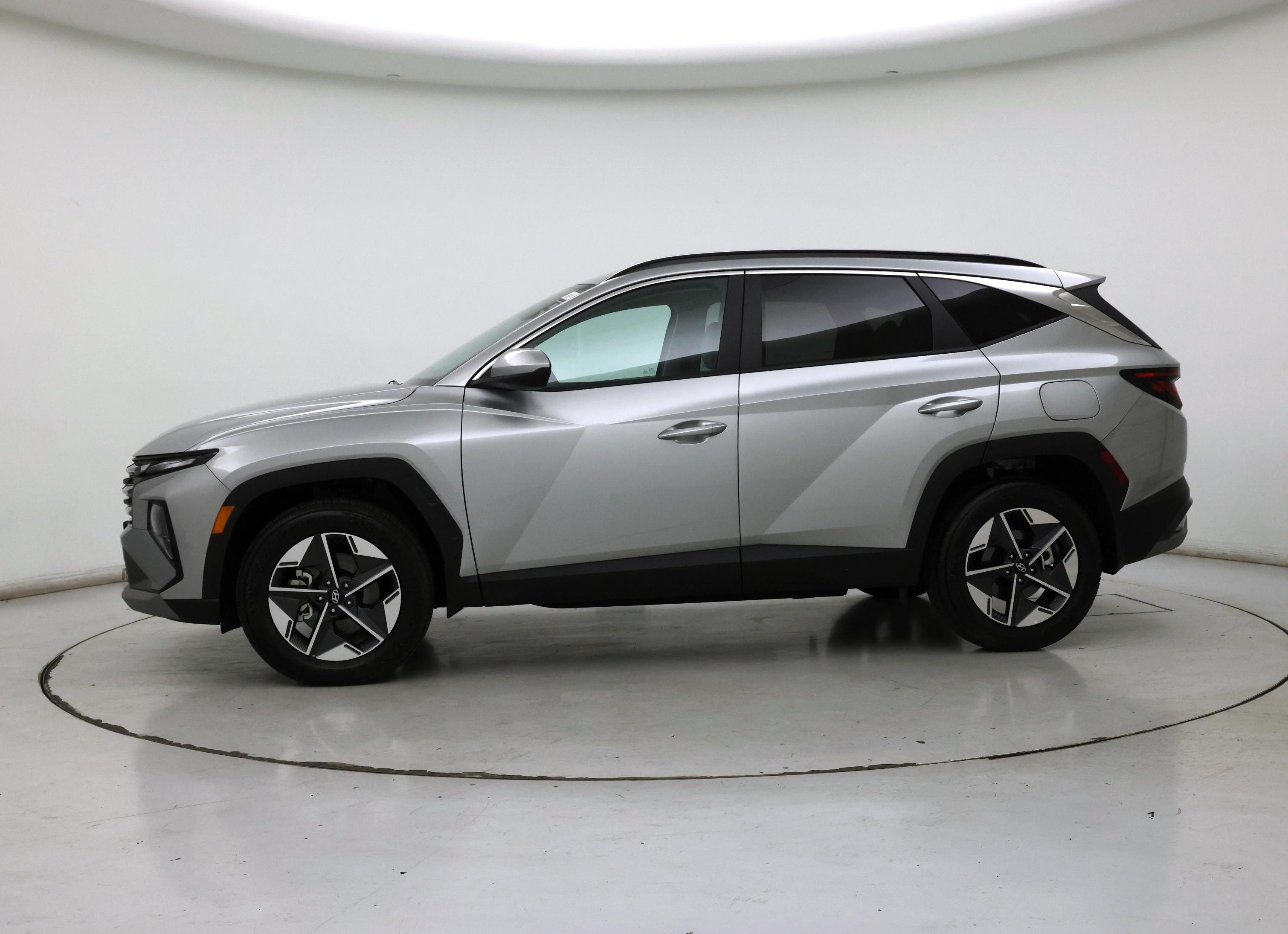 Thumbnail: 2025 Hyundai Tucson - 3