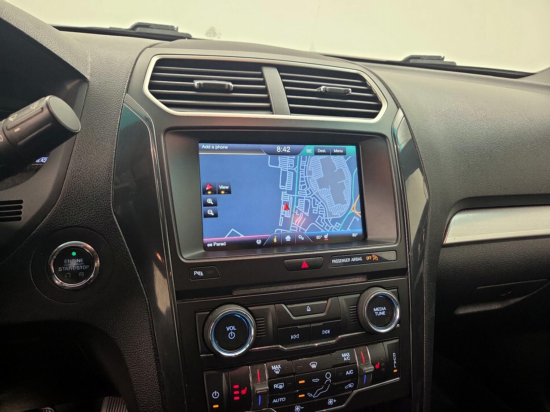 Thumbnail: 2016 Ford Explorer - 14