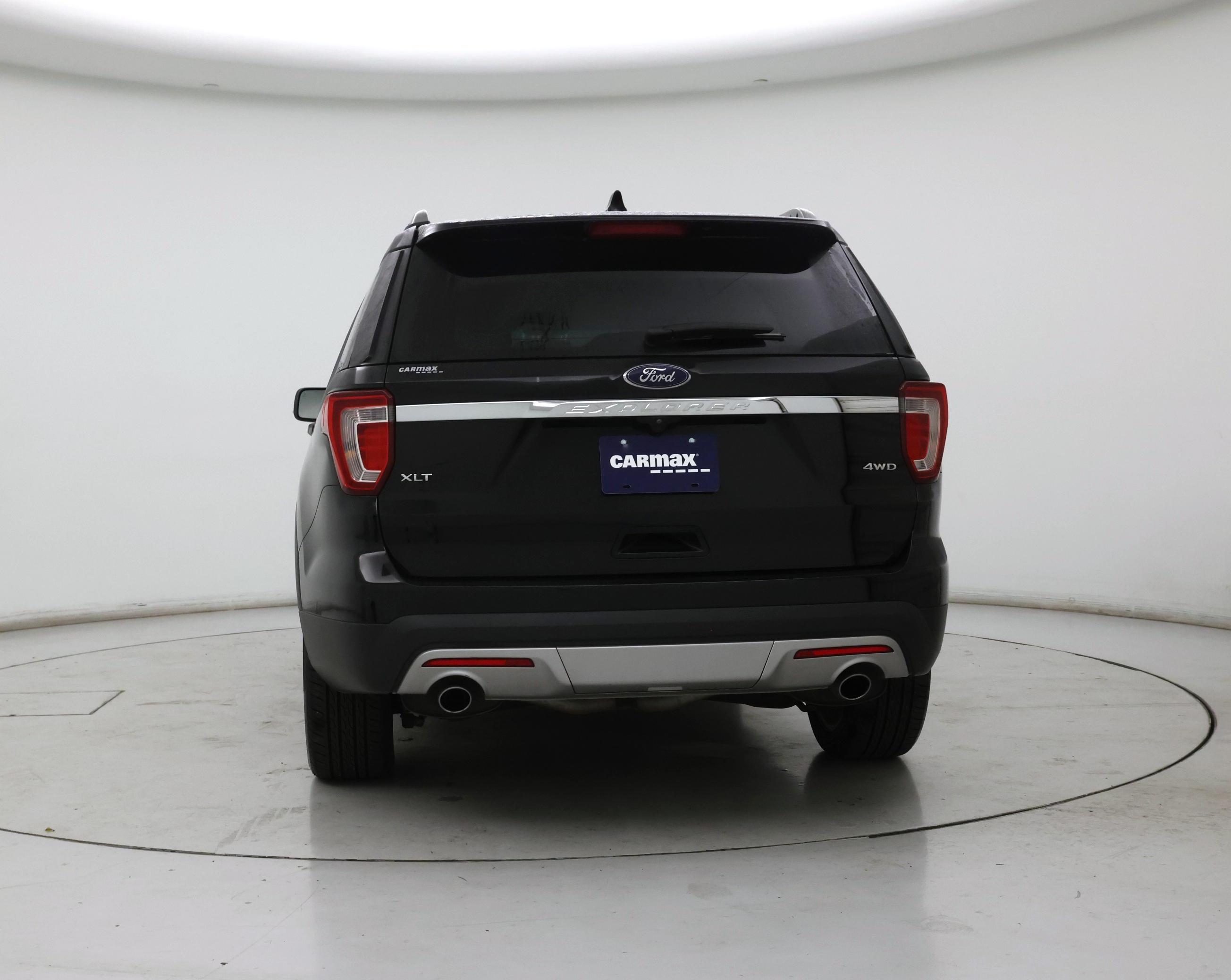 Thumbnail: 2016 Ford Explorer - 6
