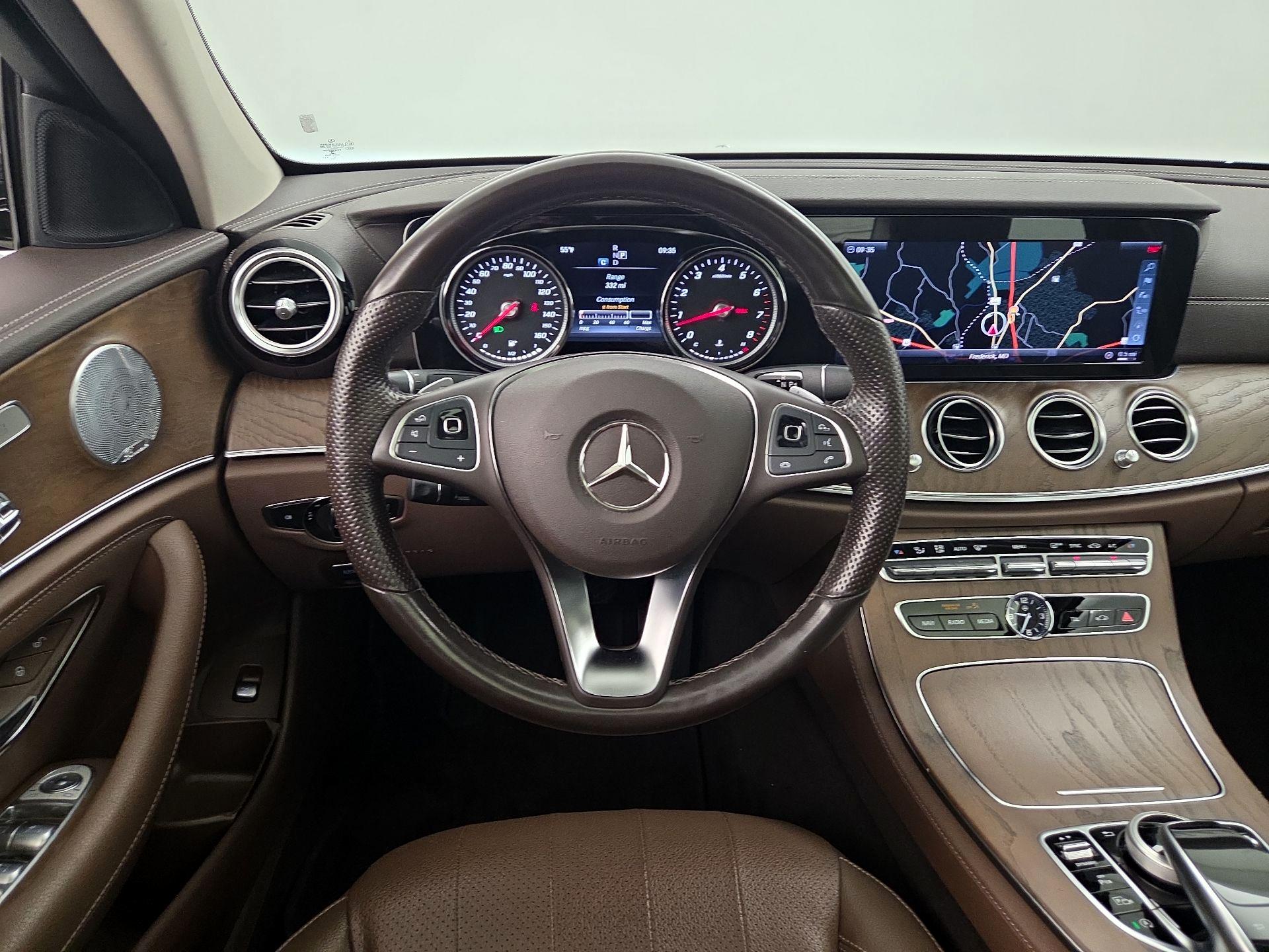 Thumbnail: 2018 Mercedes-Benz E-Class - 10