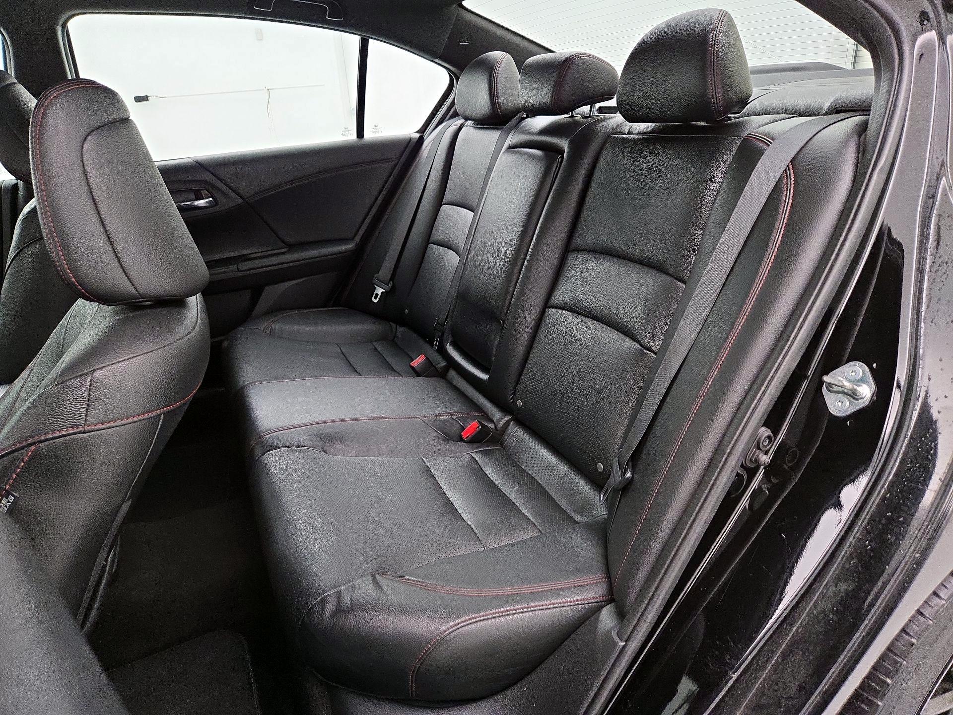 Thumbnail: 2017 Honda Accord - 19