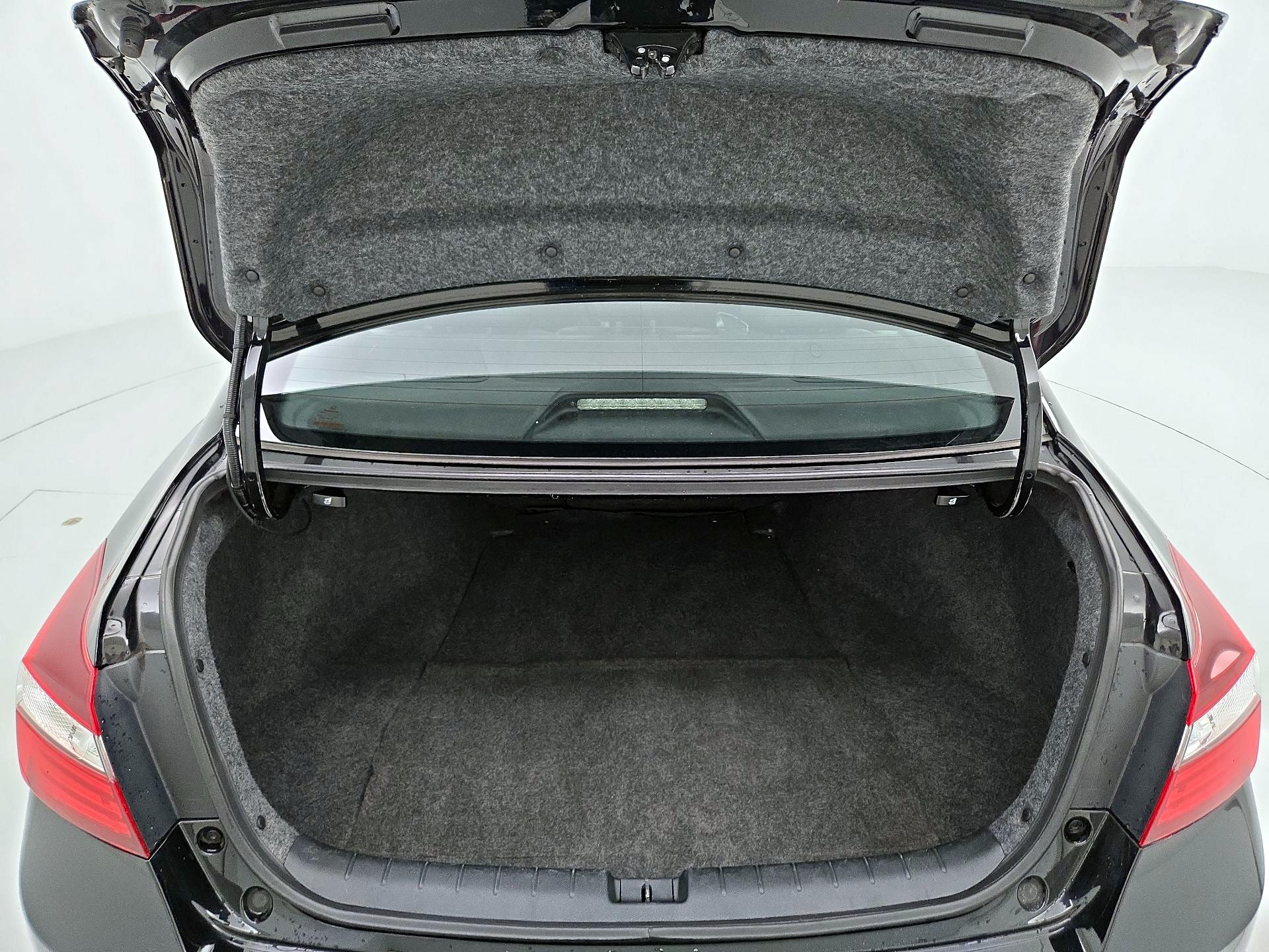 Thumbnail: 2017 Honda Accord - 20