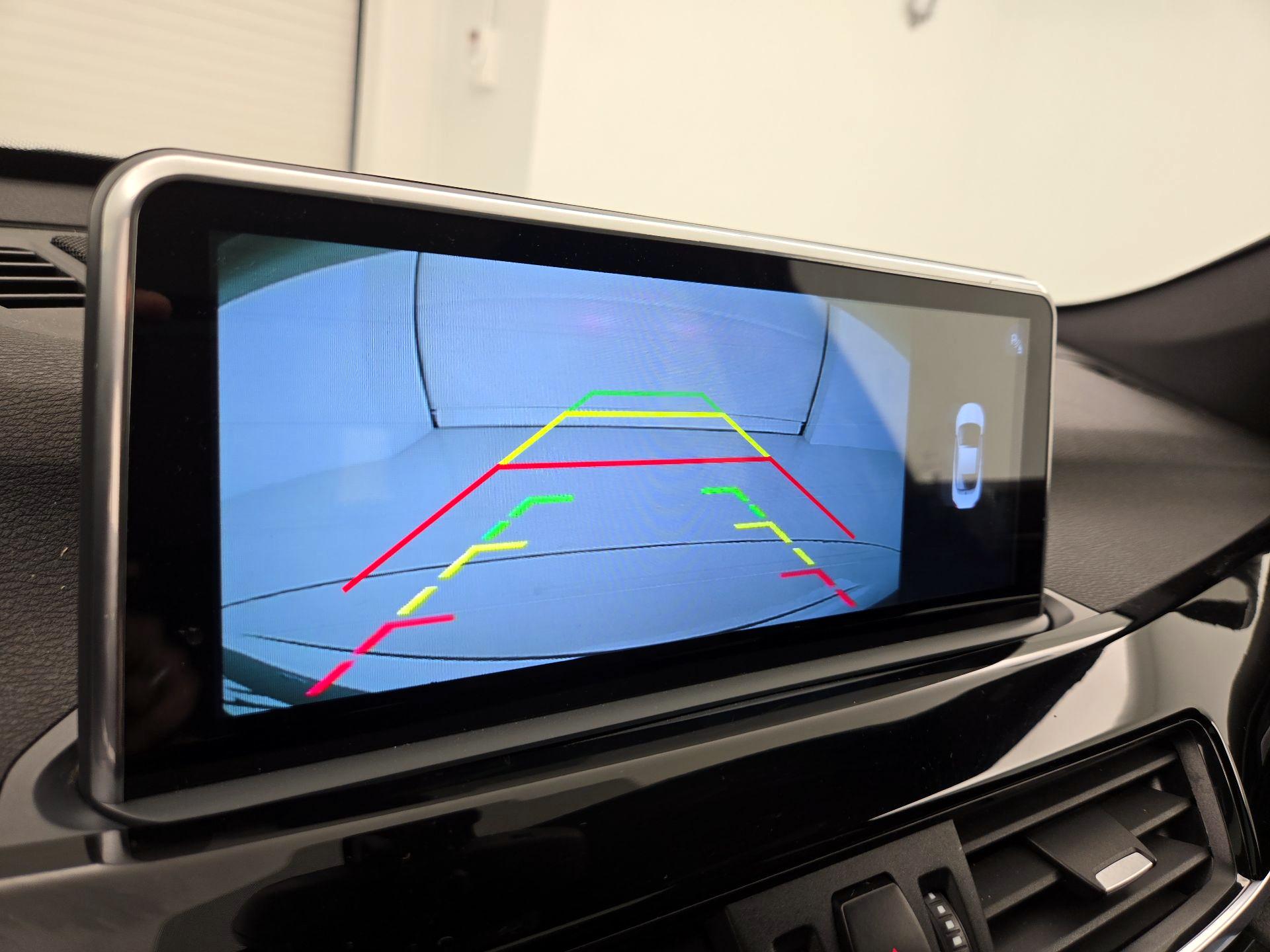 Thumbnail: 2016 BMW X1 - 14