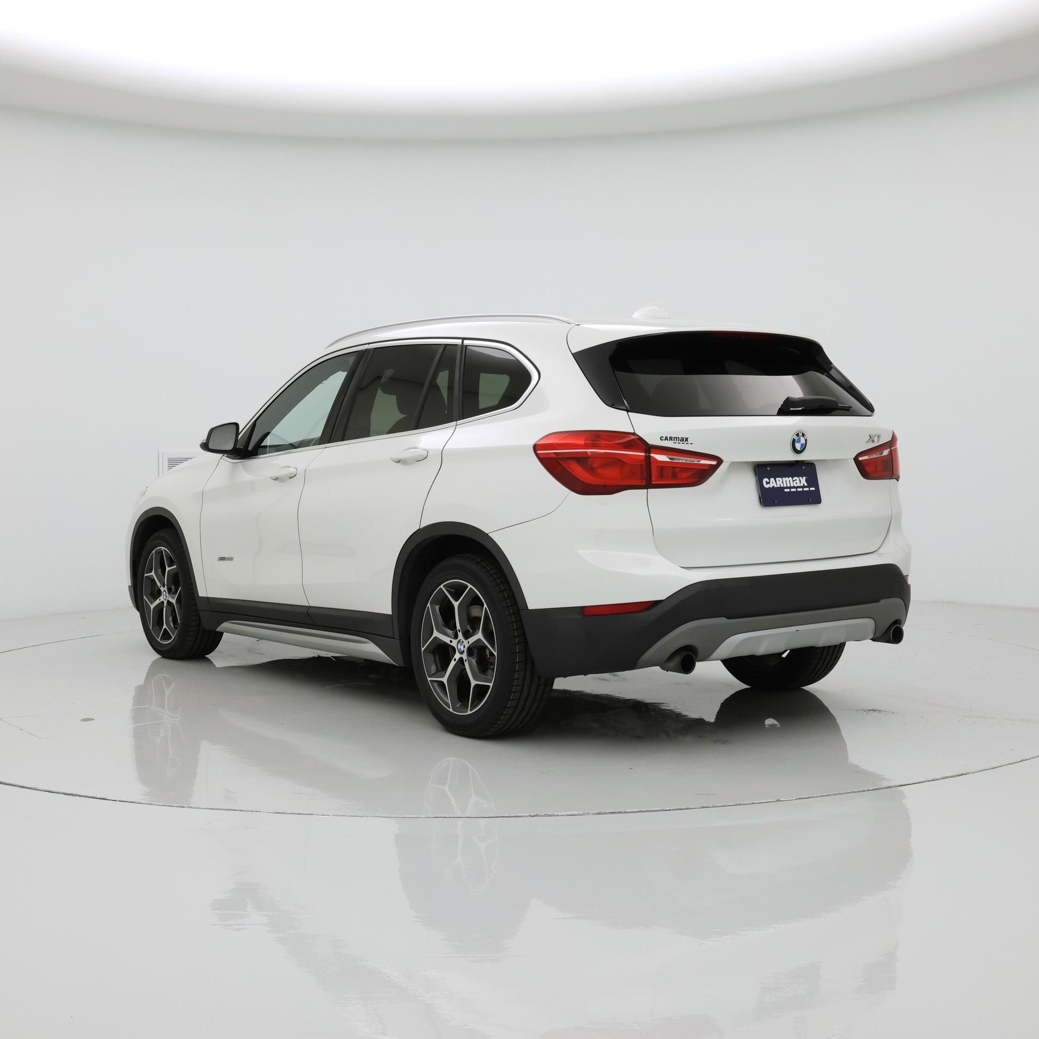 Thumbnail: 2016 BMW X1 - 2