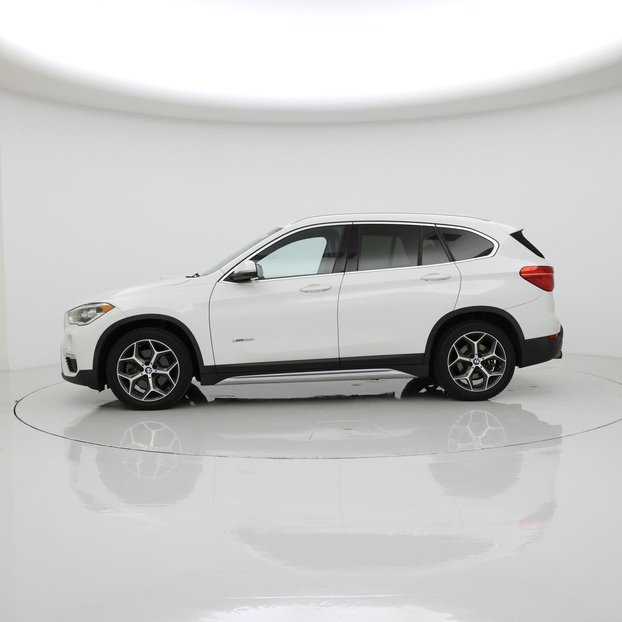 Thumbnail: 2016 BMW X1 - 3