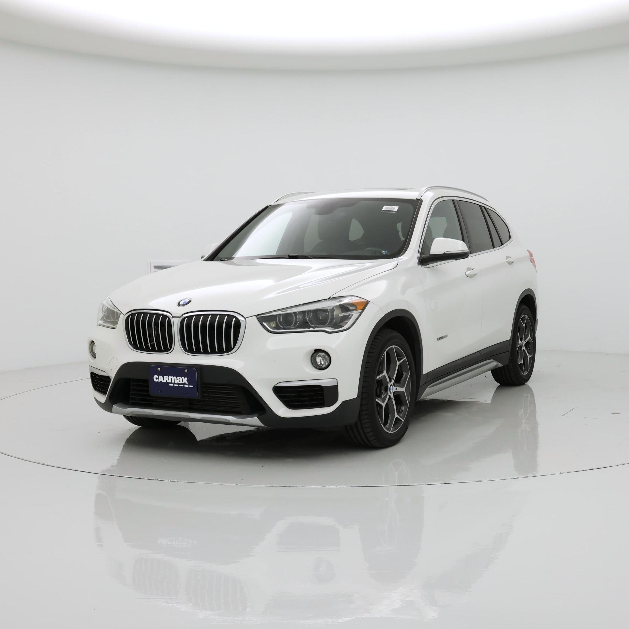 Thumbnail: 2016 BMW X1 - 4