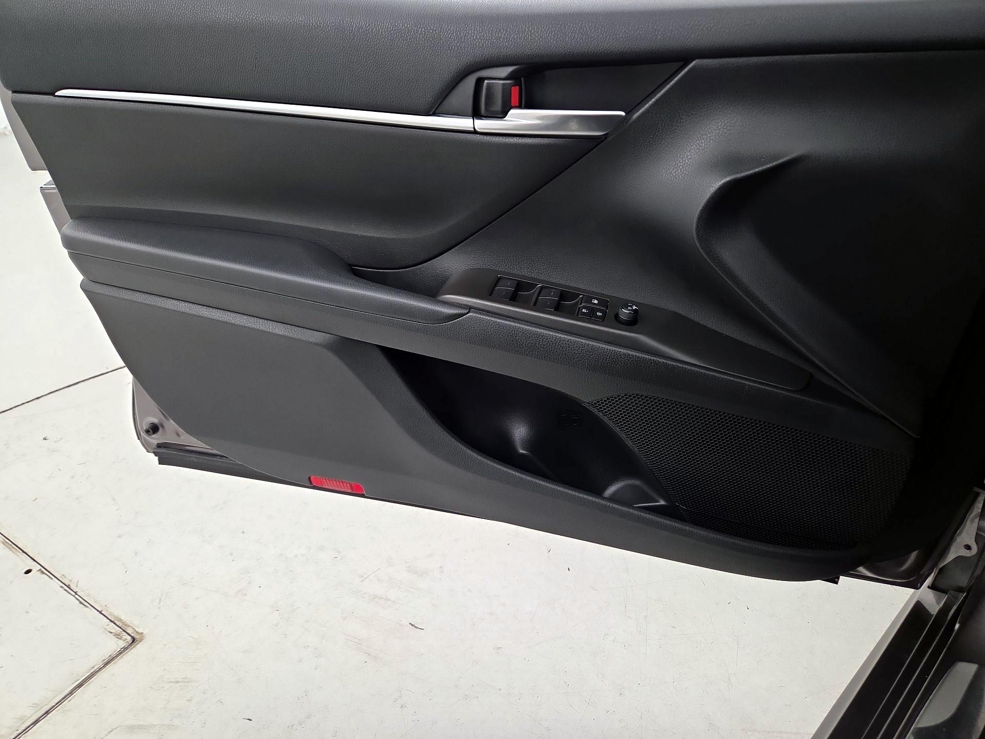 Thumbnail: 2023 Toyota Camry - 12