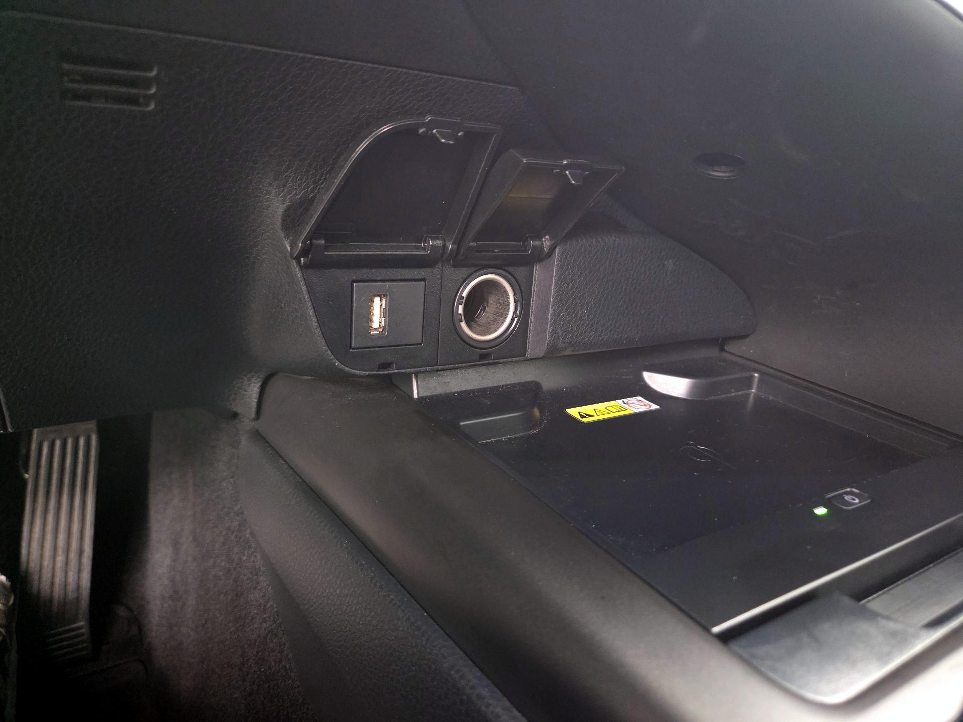 Thumbnail: 2023 Toyota Camry - 18