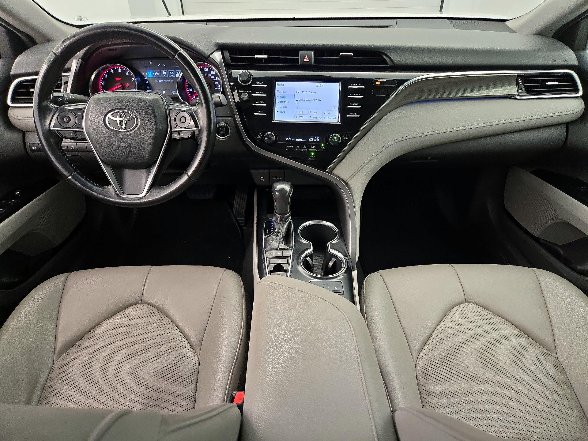 Thumbnail: 2018 Toyota Camry - 9