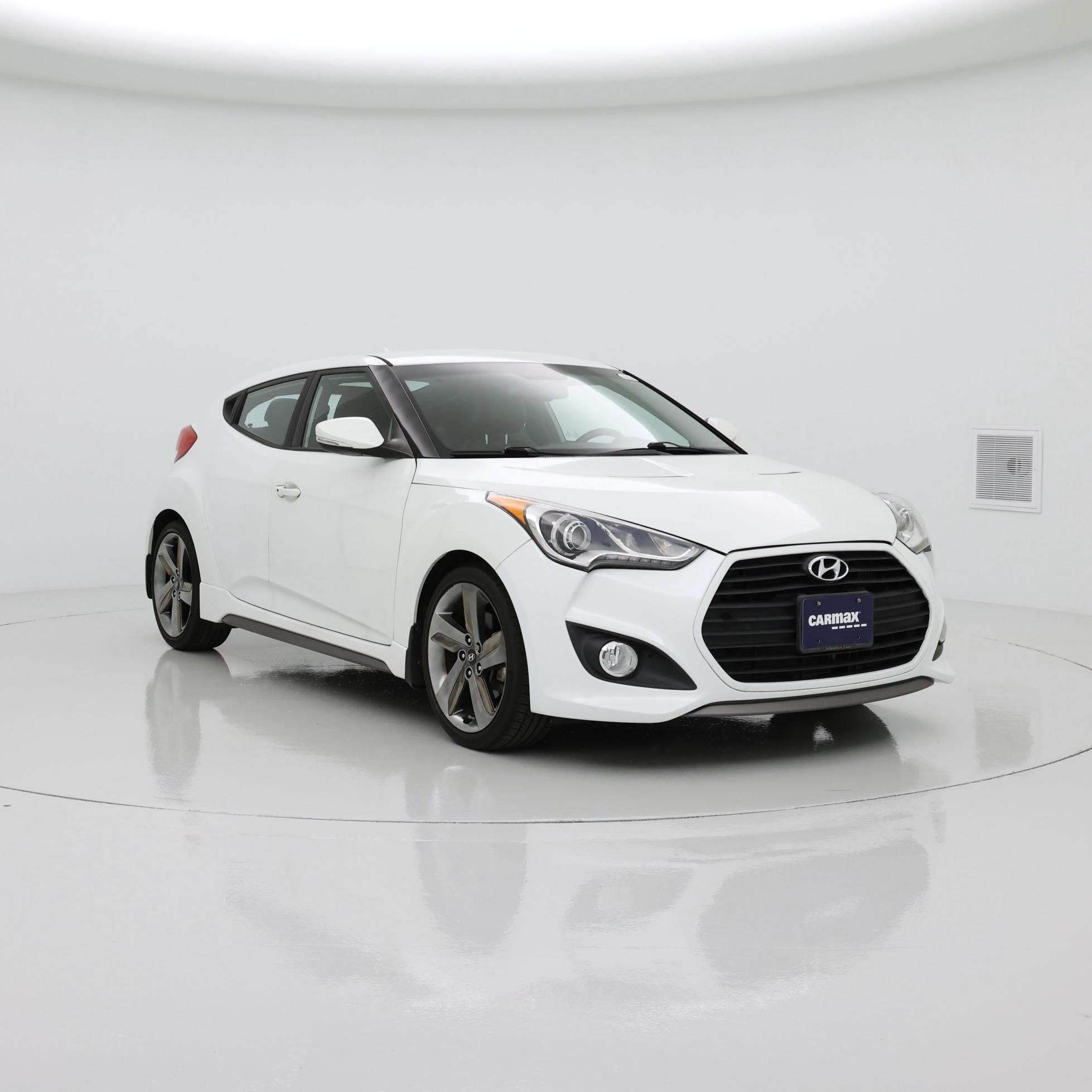 Thumbnail: 2015 Hyundai Veloster - 1
