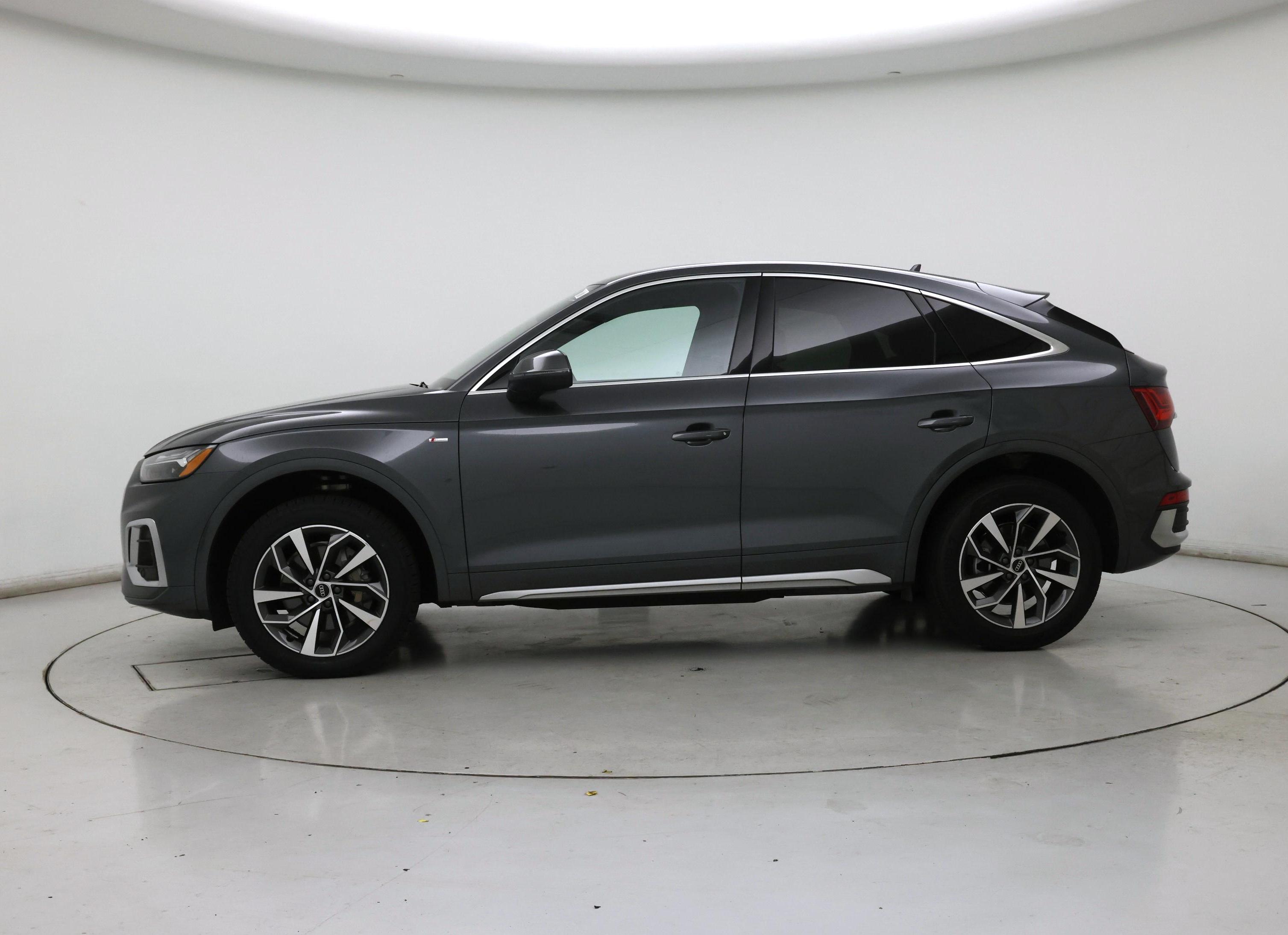 Thumbnail: 2023 Audi Q5 - 3