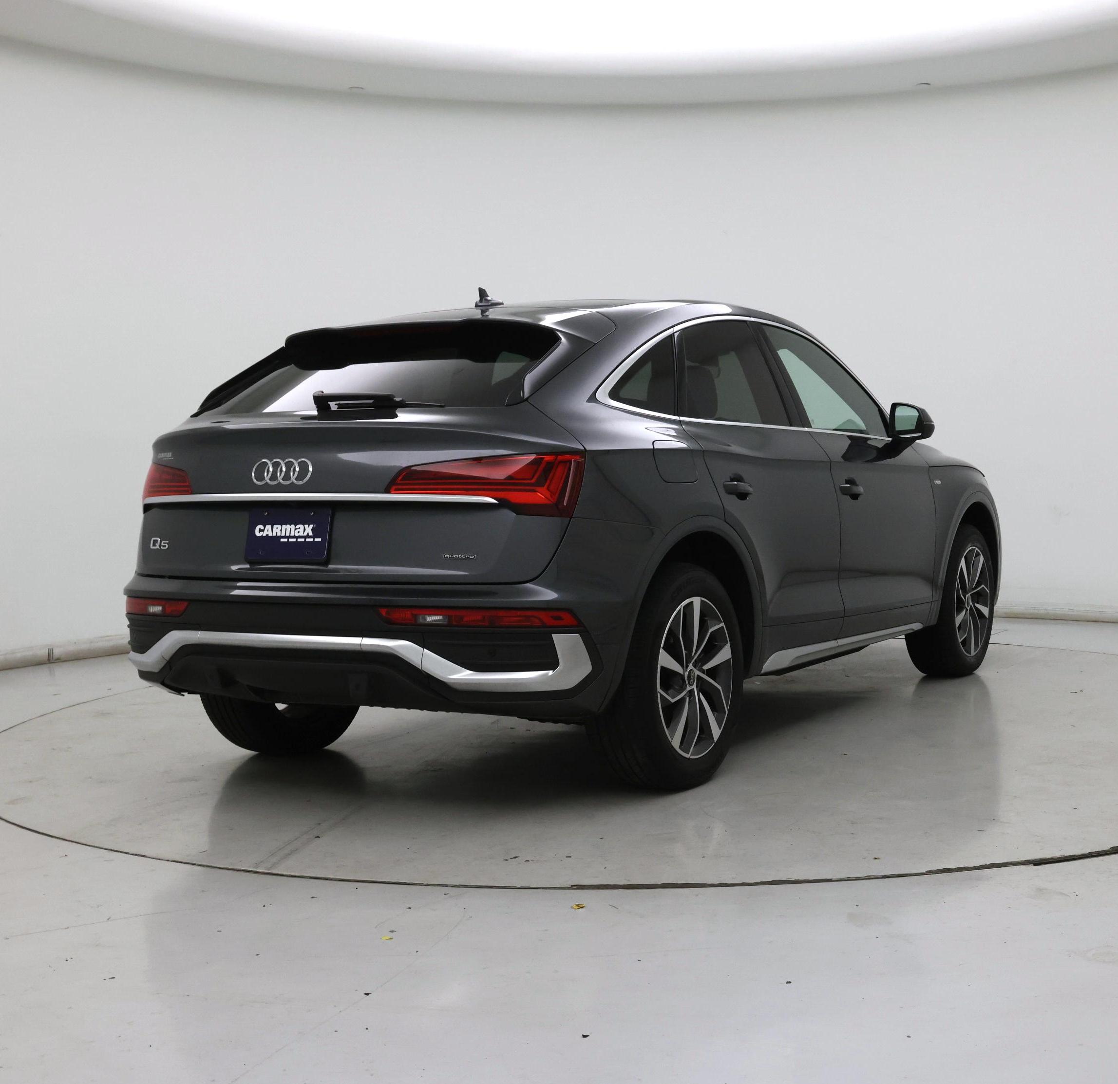 Thumbnail: 2023 Audi Q5 - 8