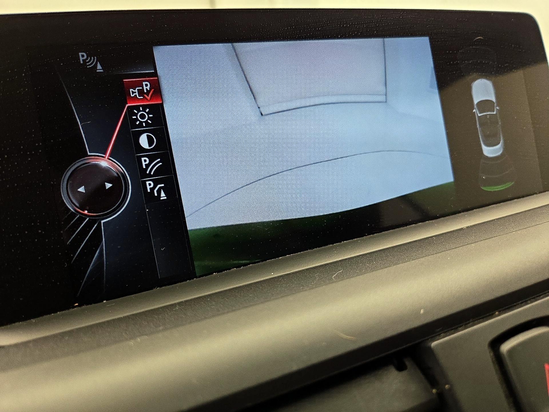 Thumbnail: 2016 BMW 2 Series - 13