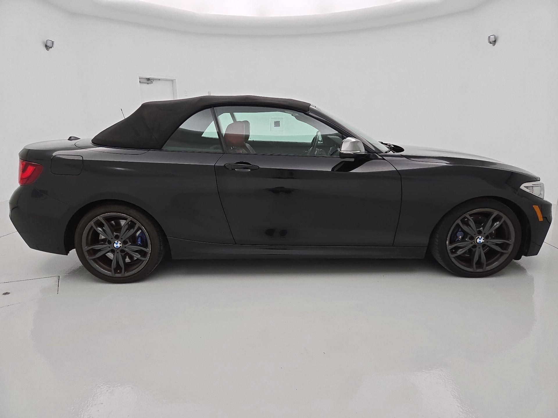 Thumbnail: 2016 BMW 2 Series - 4