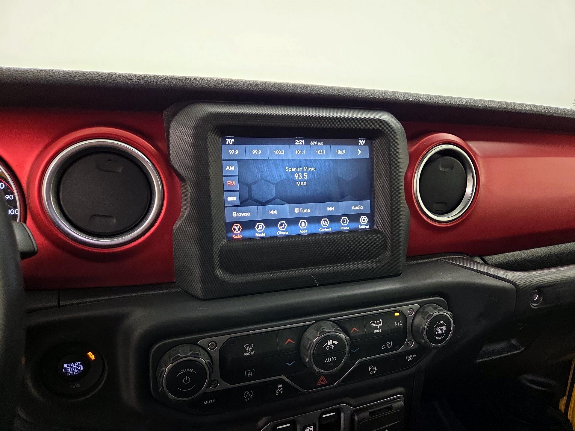 Thumbnail: 2021 Jeep Wrangler - 15