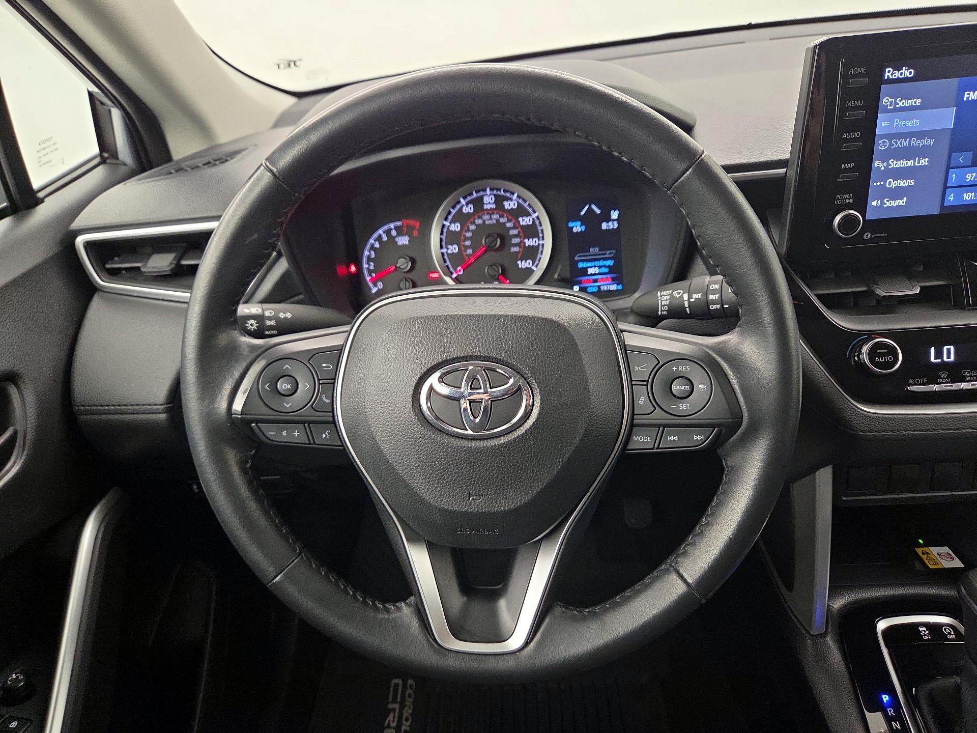 Thumbnail: 2022 Toyota Corolla Cross - 10