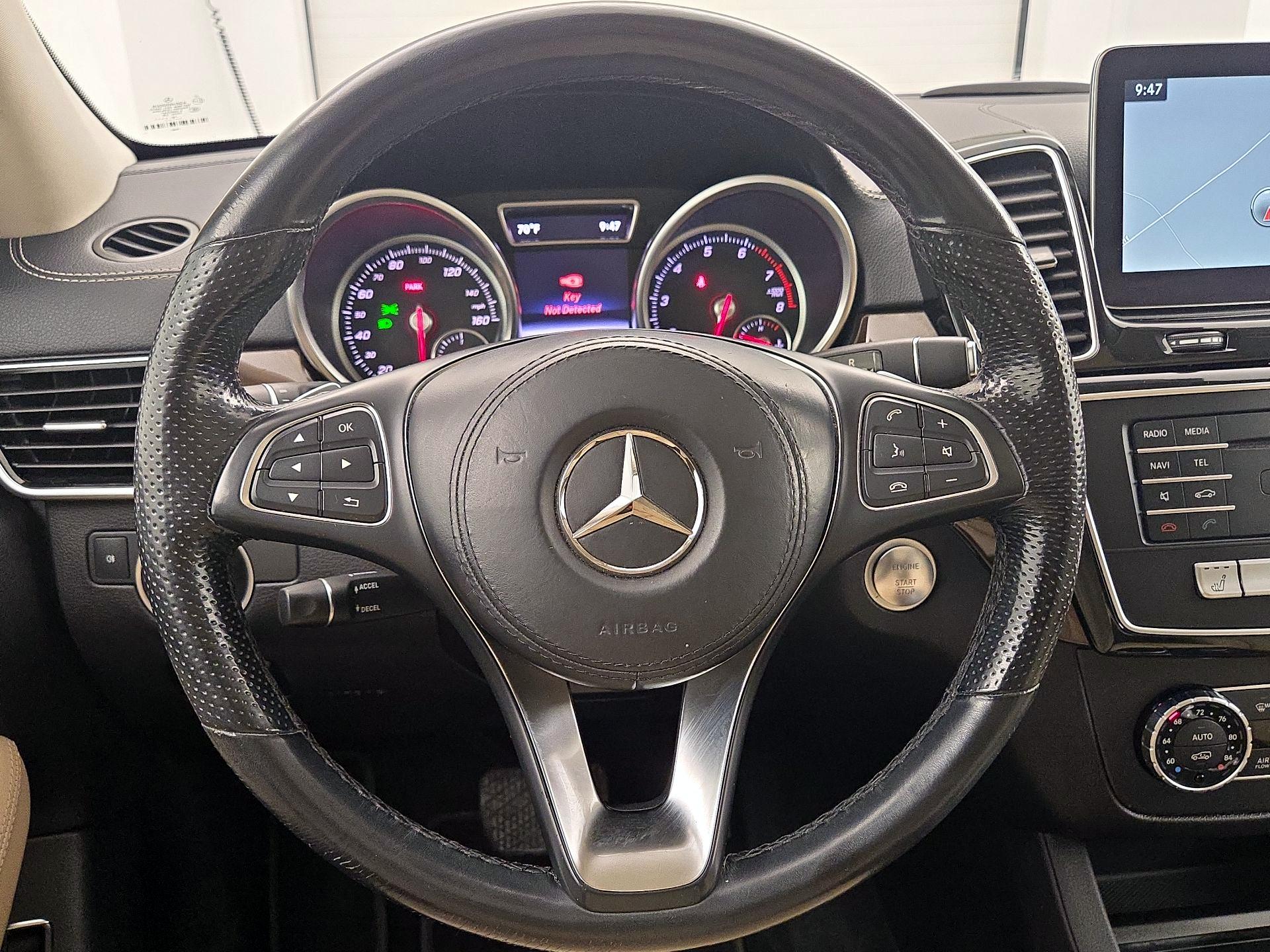 Thumbnail: 2017 Mercedes-Benz GLS - 10