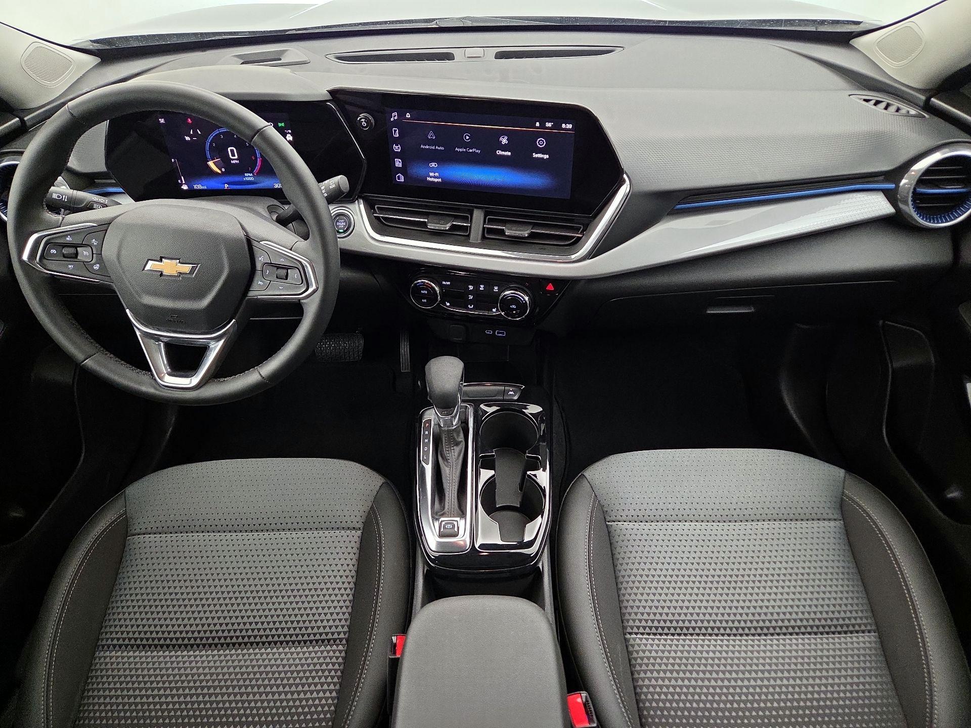 Thumbnail: 2024 Chevrolet Trax - 9