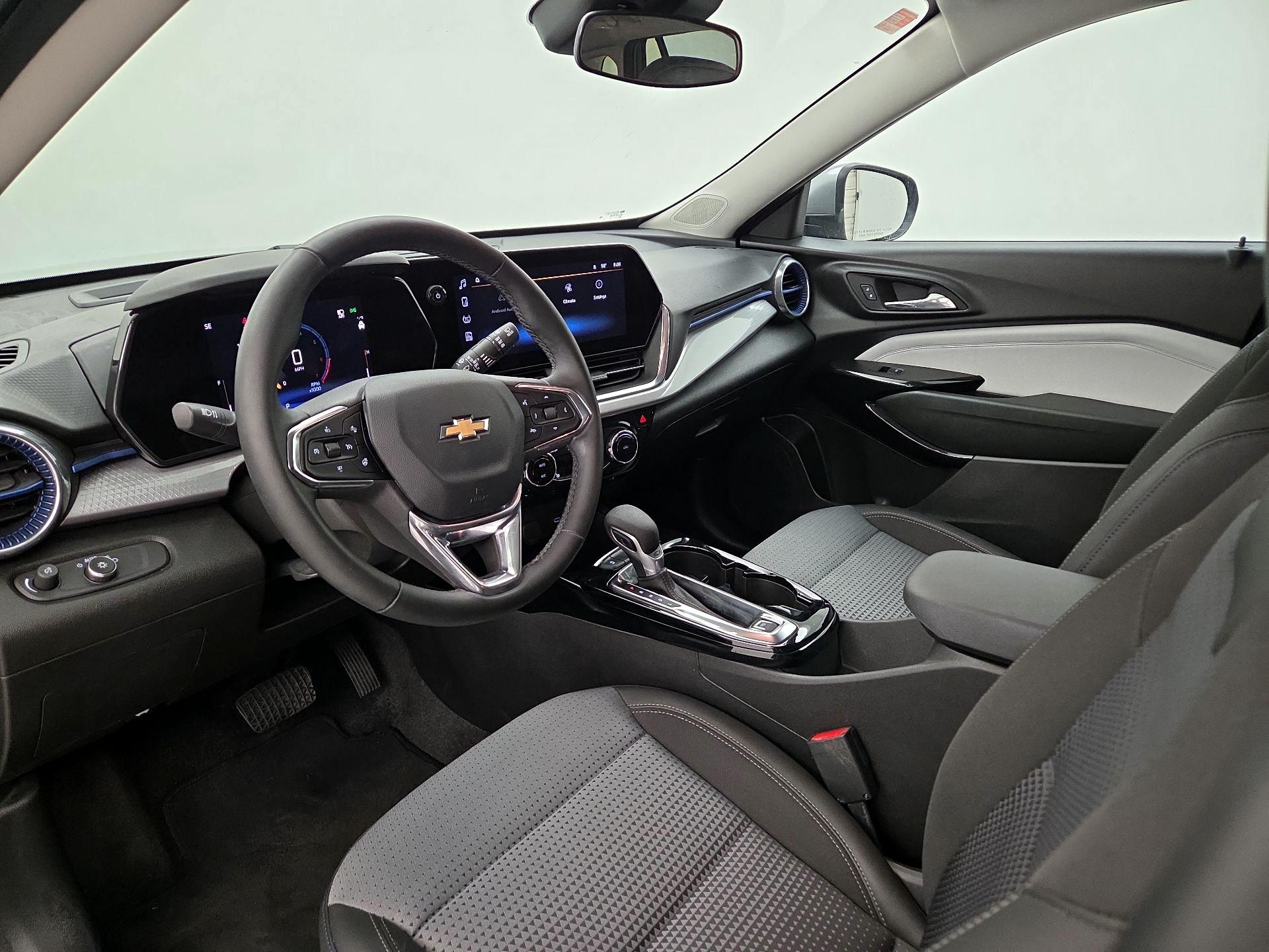 Thumbnail: 2024 Chevrolet Trax - 11