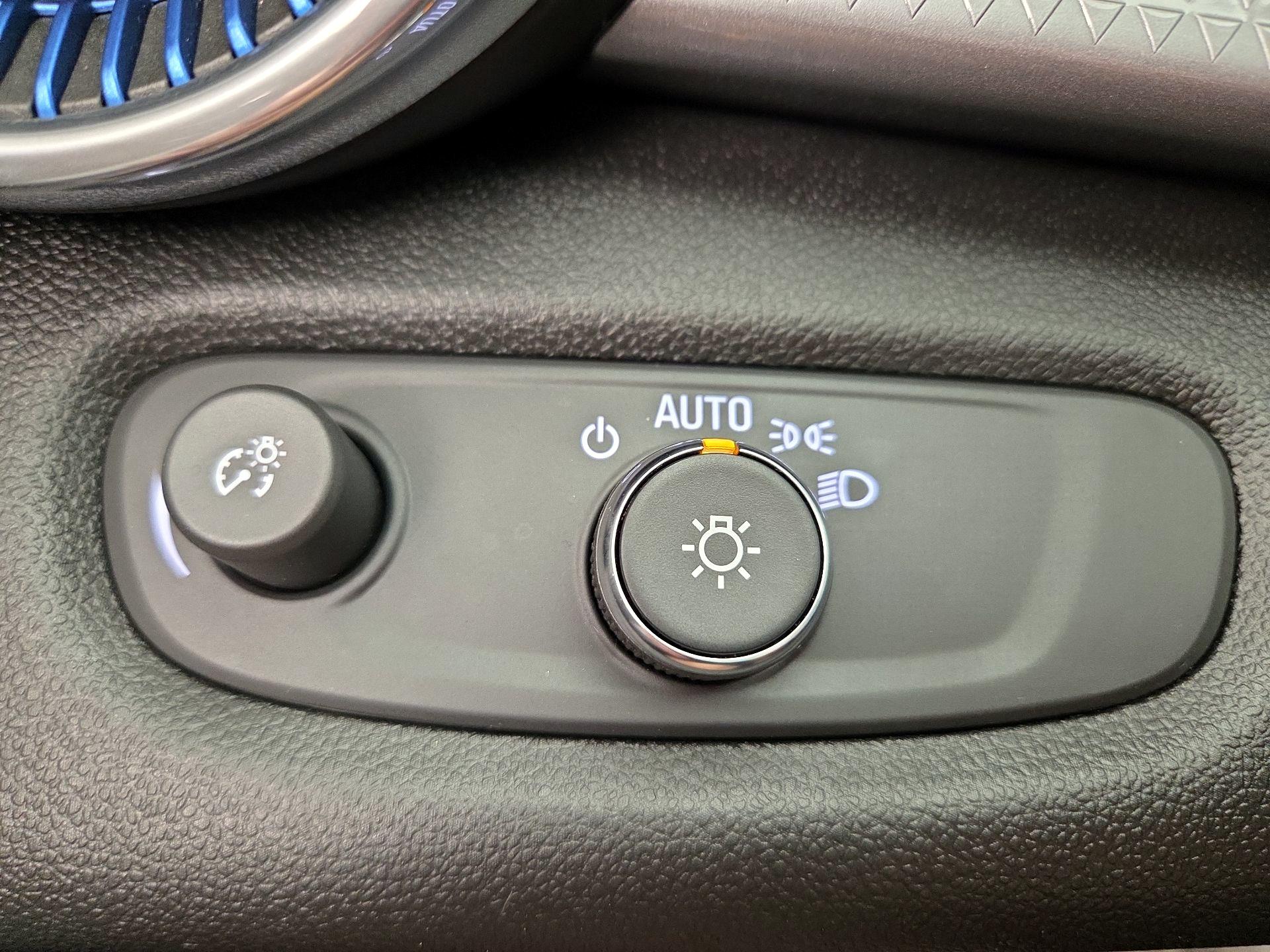 Thumbnail: 2024 Chevrolet Trax - 13