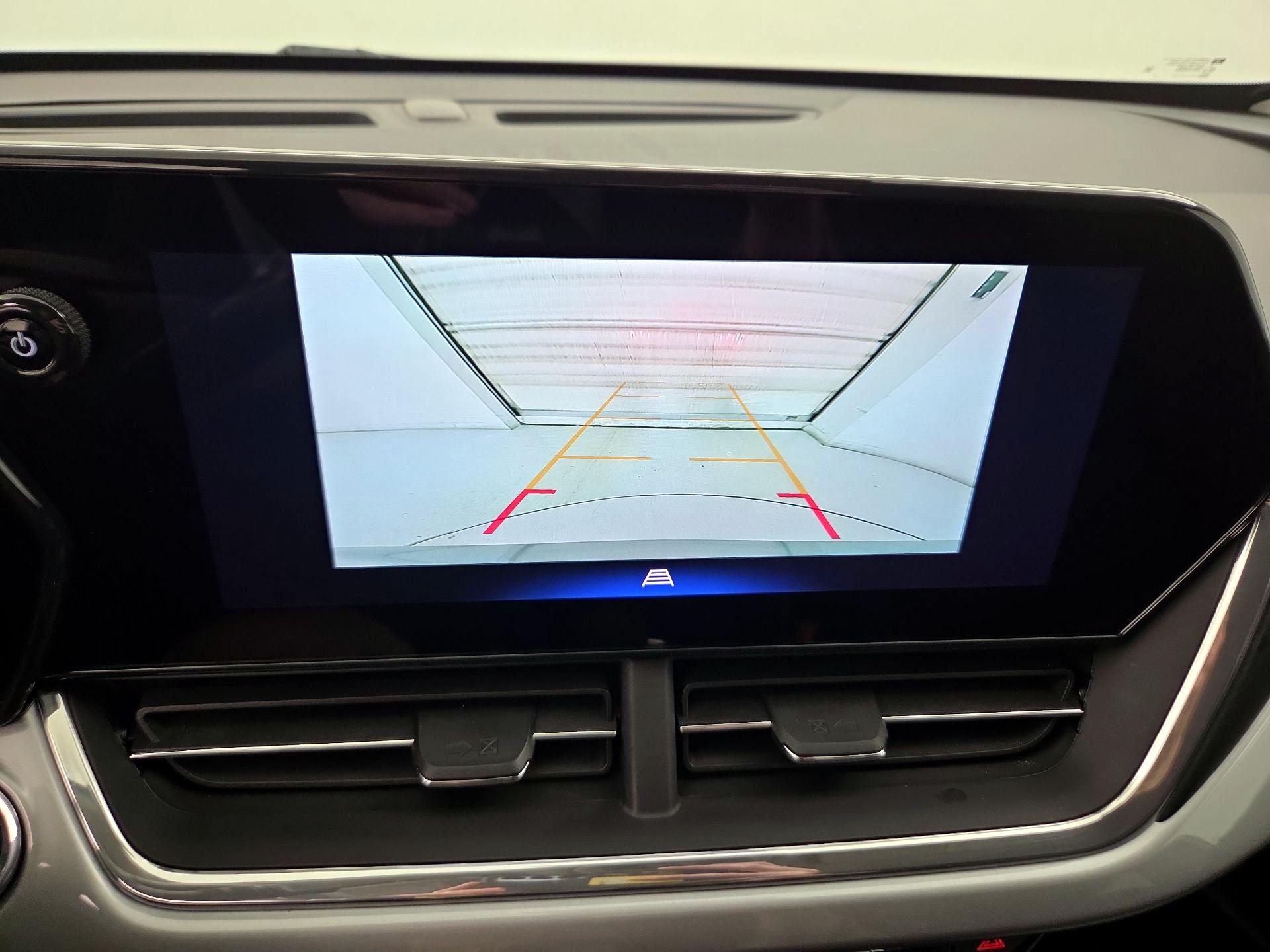 Thumbnail: 2024 Chevrolet Trax - 14