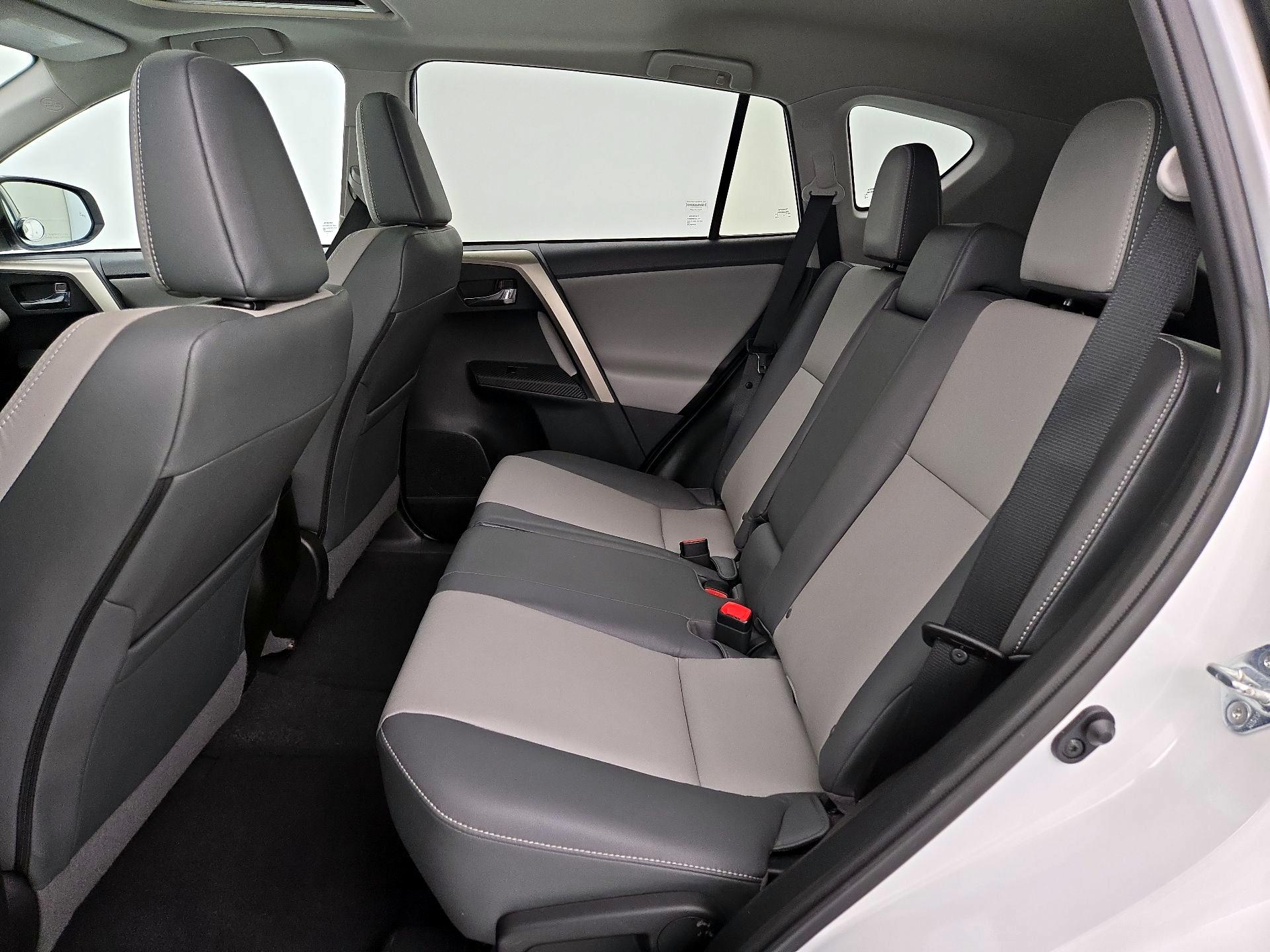 Thumbnail: 2014 Toyota RAV4 - 20