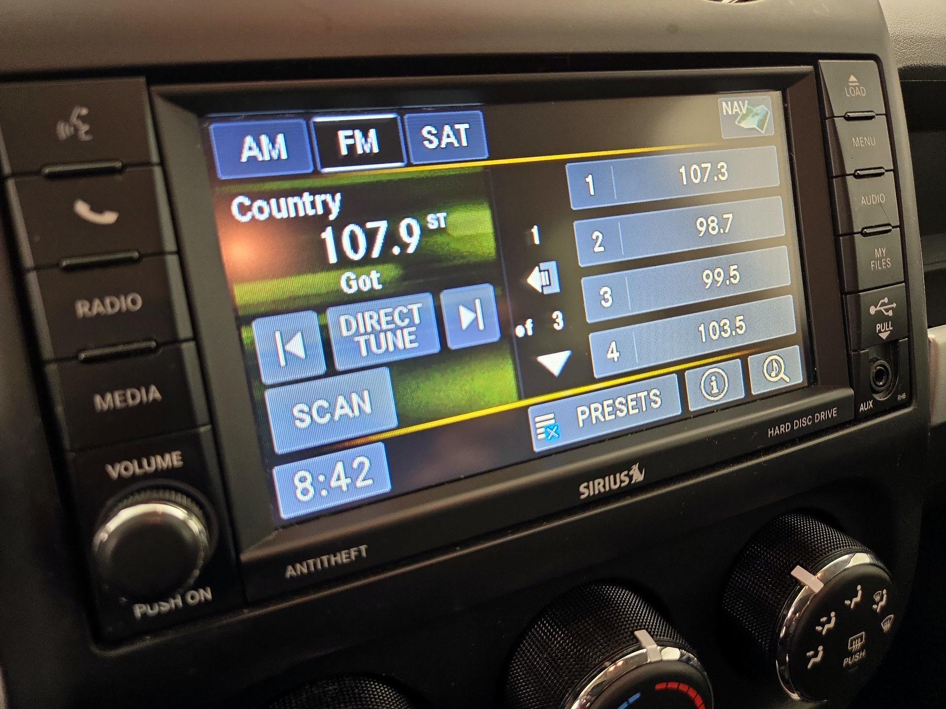 Thumbnail: 2016 Jeep Compass - 15