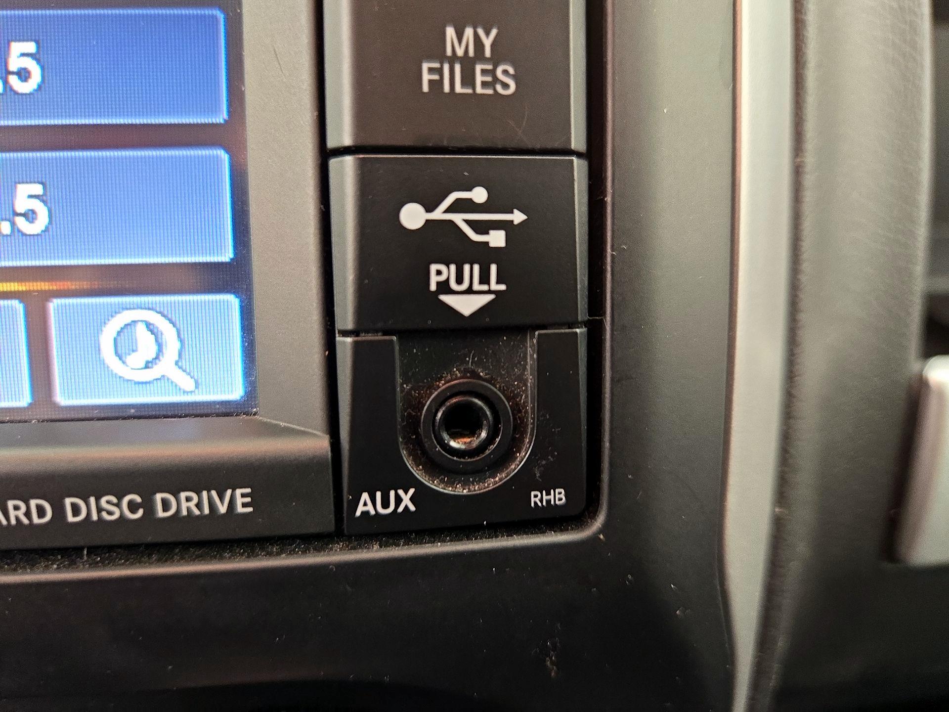 Thumbnail: 2016 Jeep Compass - 18