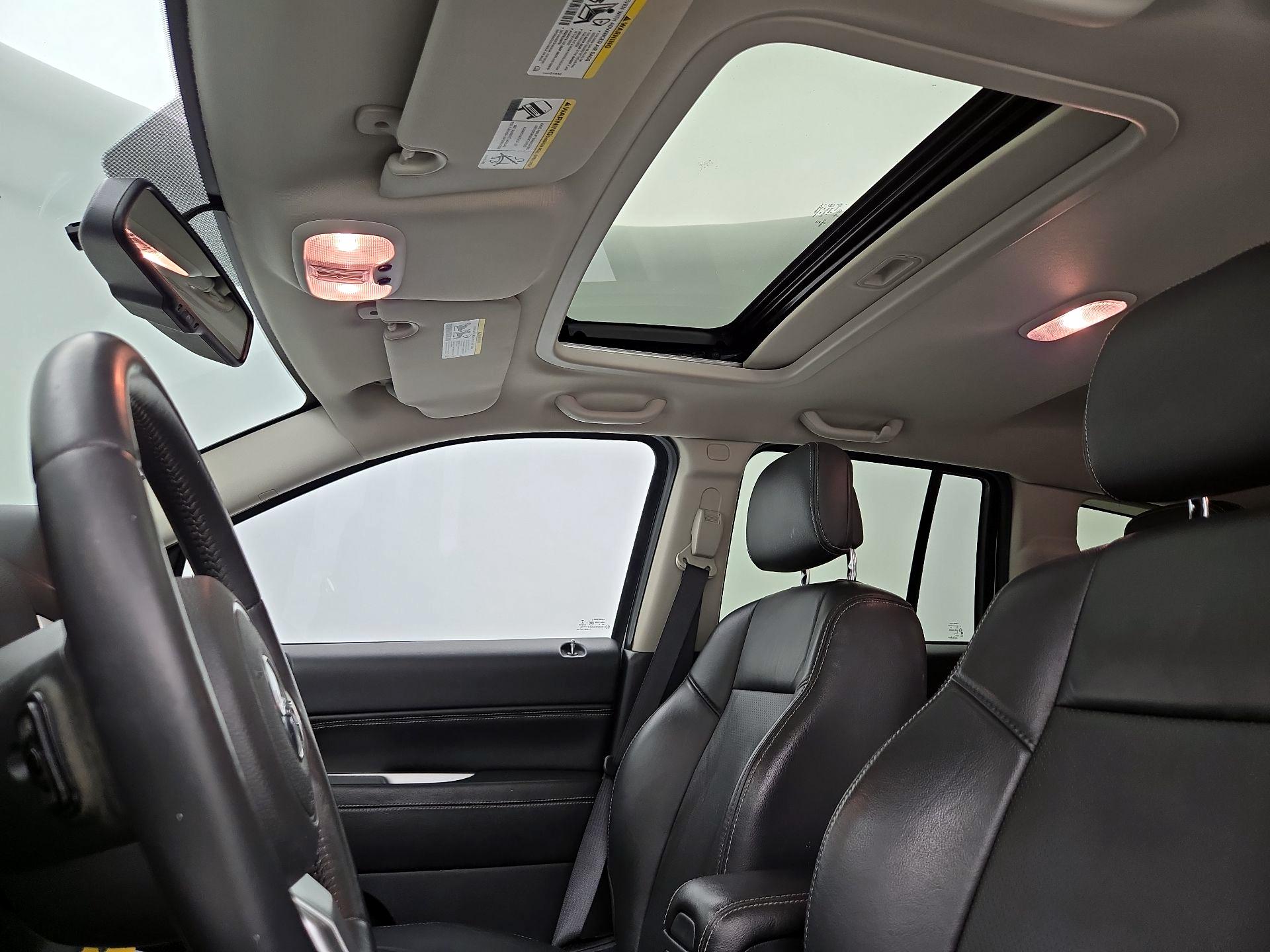 Thumbnail: 2016 Jeep Compass - 19