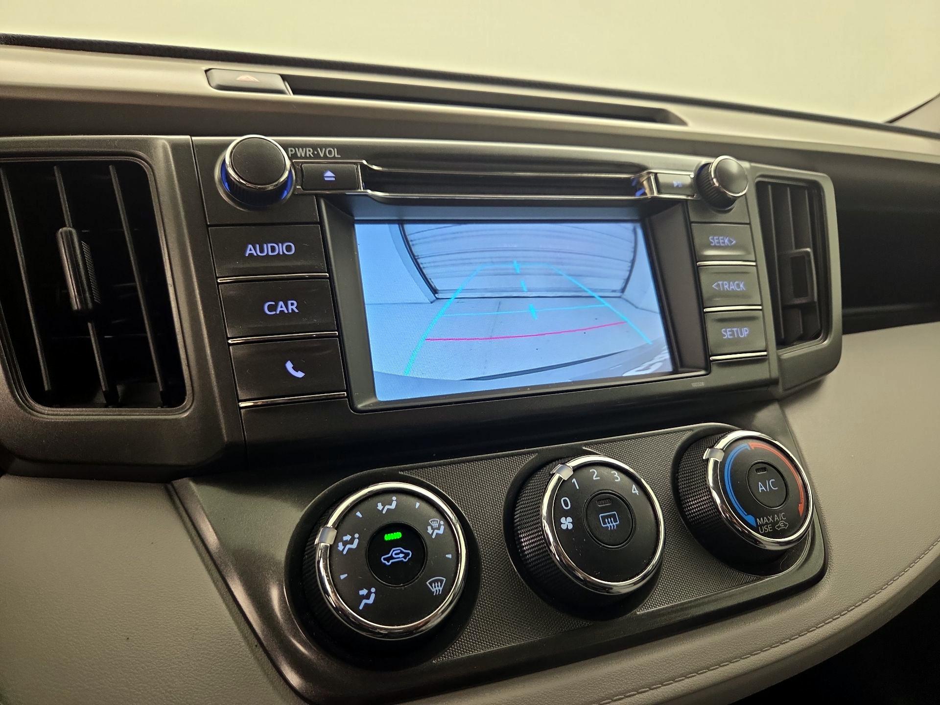 Thumbnail: 2014 Toyota RAV4 - 14