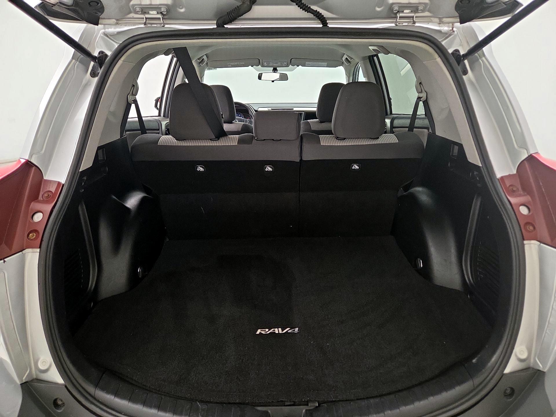 Thumbnail: 2014 Toyota RAV4 - 20